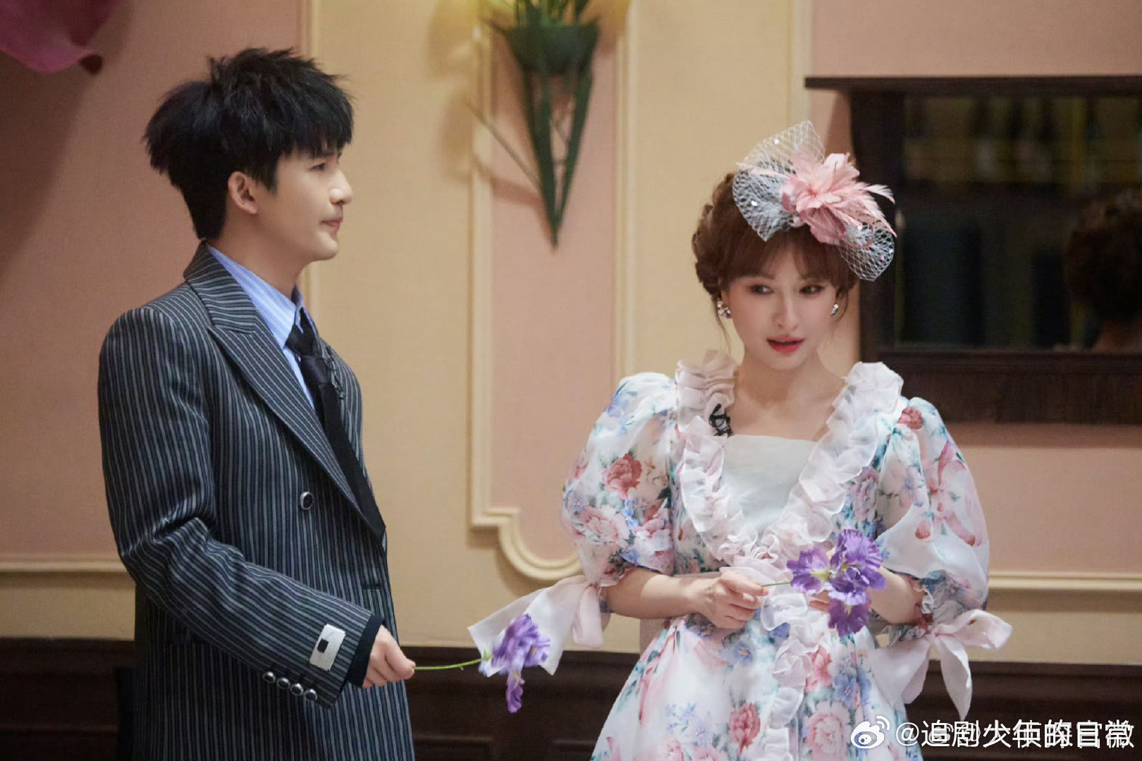 大侦探爆改恋综魏大勋魏晨双侦探亮相