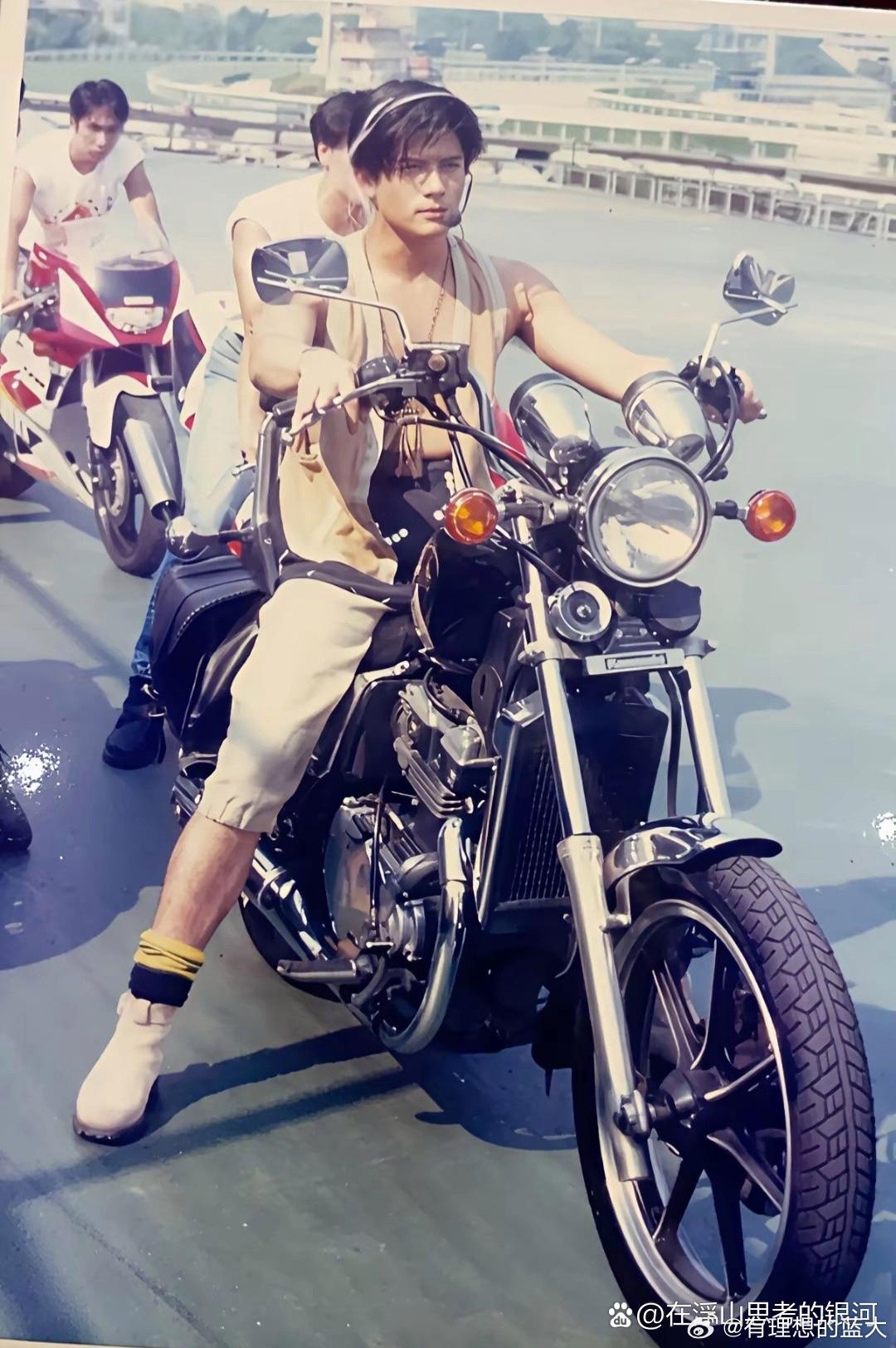 郭富城1990年光阳机车广告走红