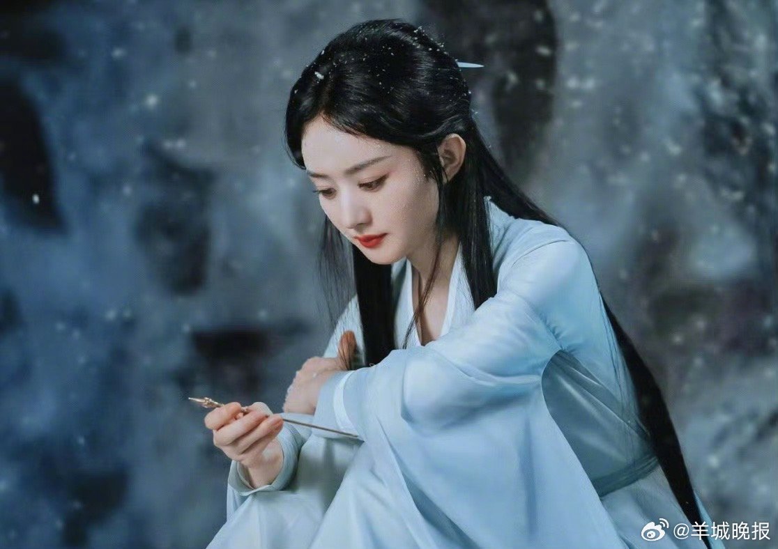 赵丽颖肖战杨紫等明星雪中名场面盘点