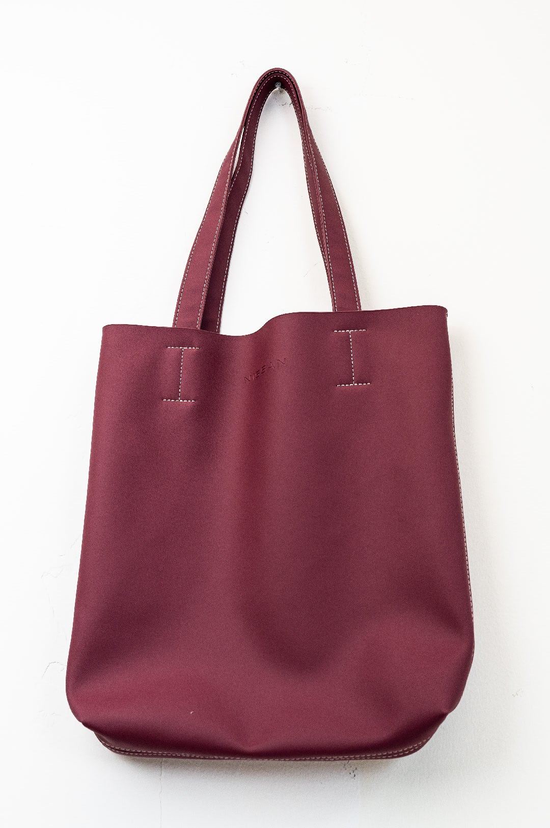 东风日产推出鸿运托特包，限时免费赠送N6新内饰