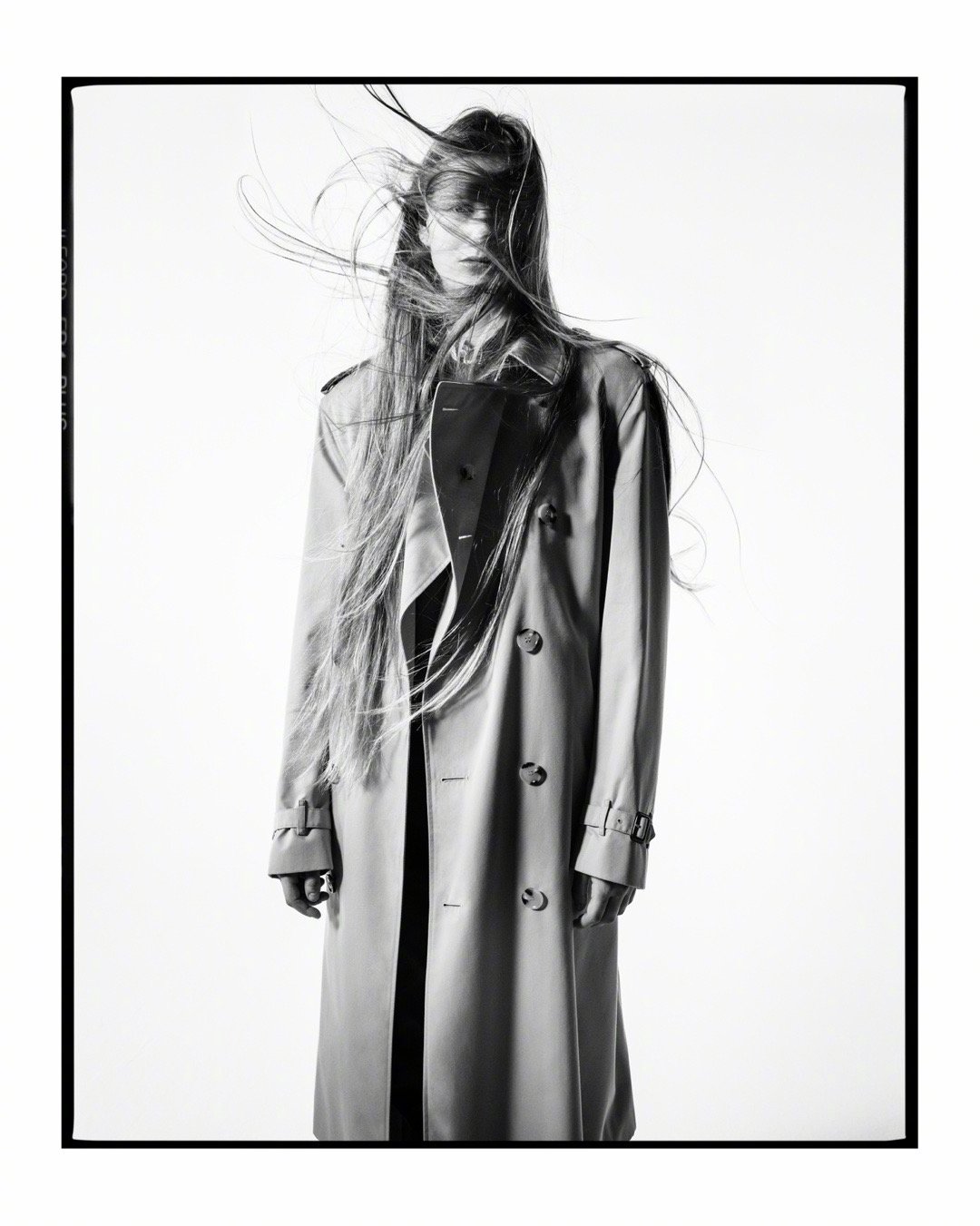 Burberry发布170周年全球大片，吴磊等23位明星演绎传奇风衣