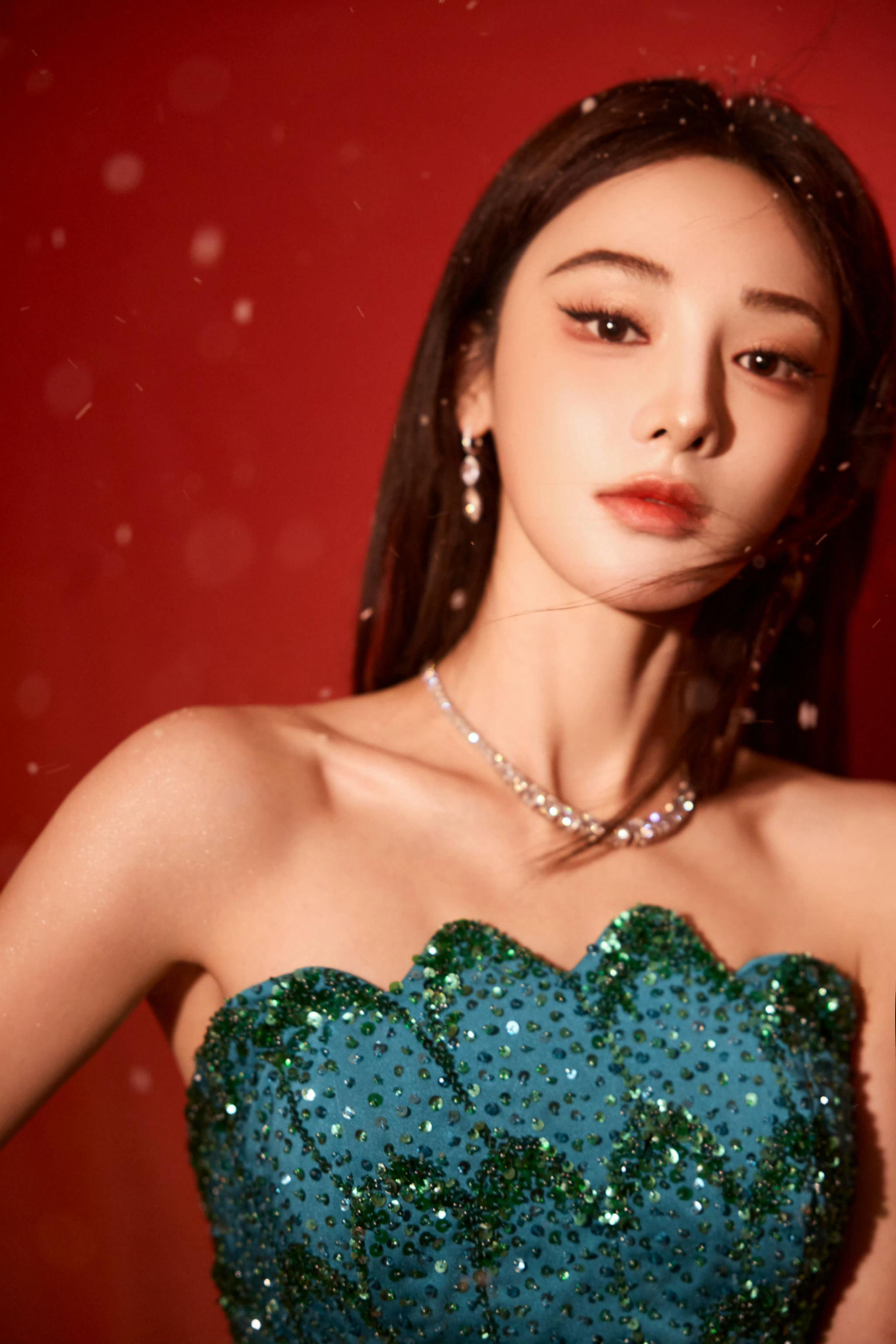 彭小苒更换造型师引热议