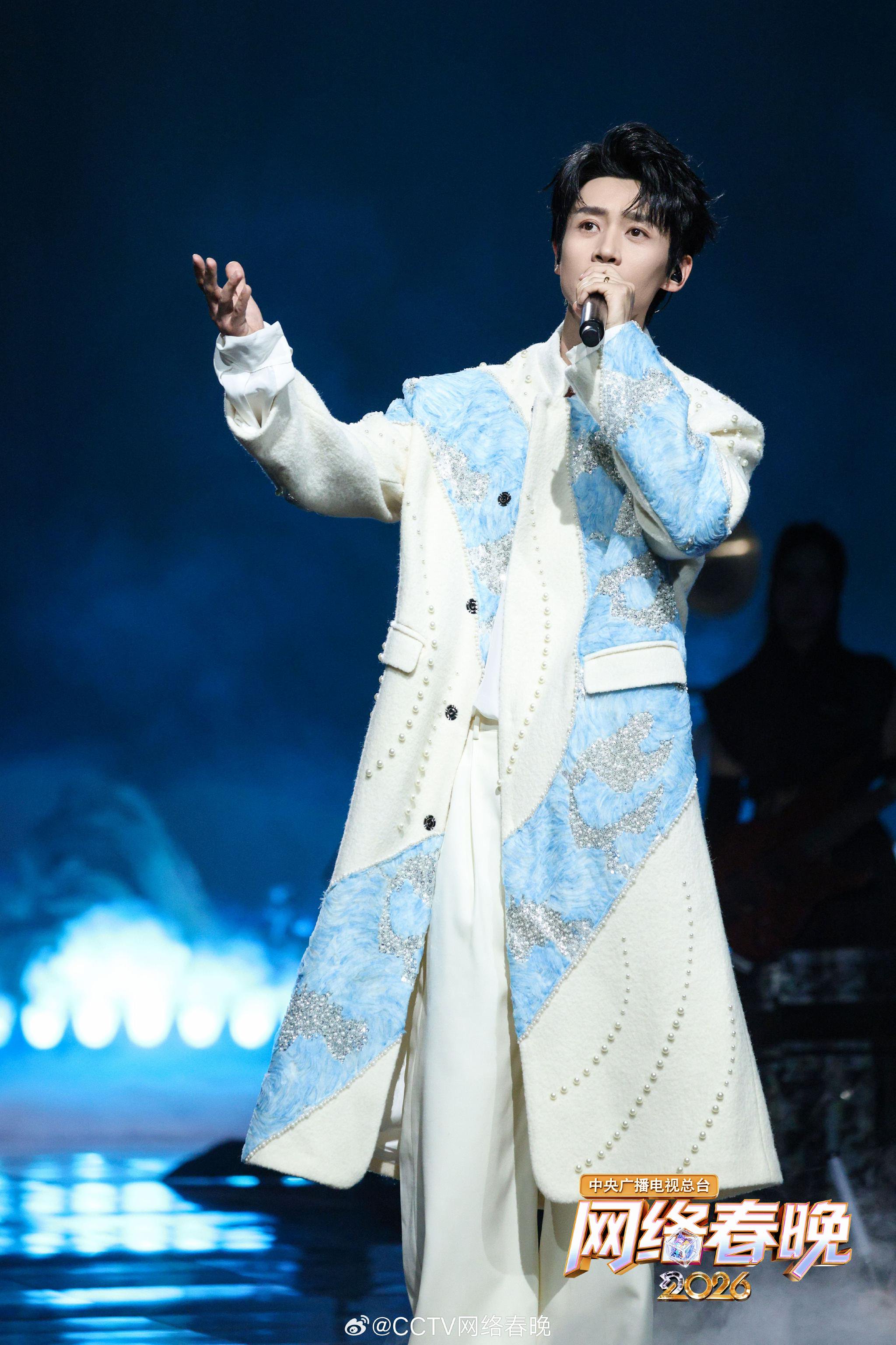 2026央视网络春晚节目单公布，魏晨巨建伟献唱《一脉》