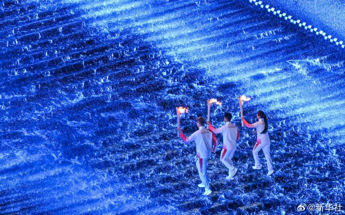 全运会开幕式马琳苏炳添等16人担任主火炬手