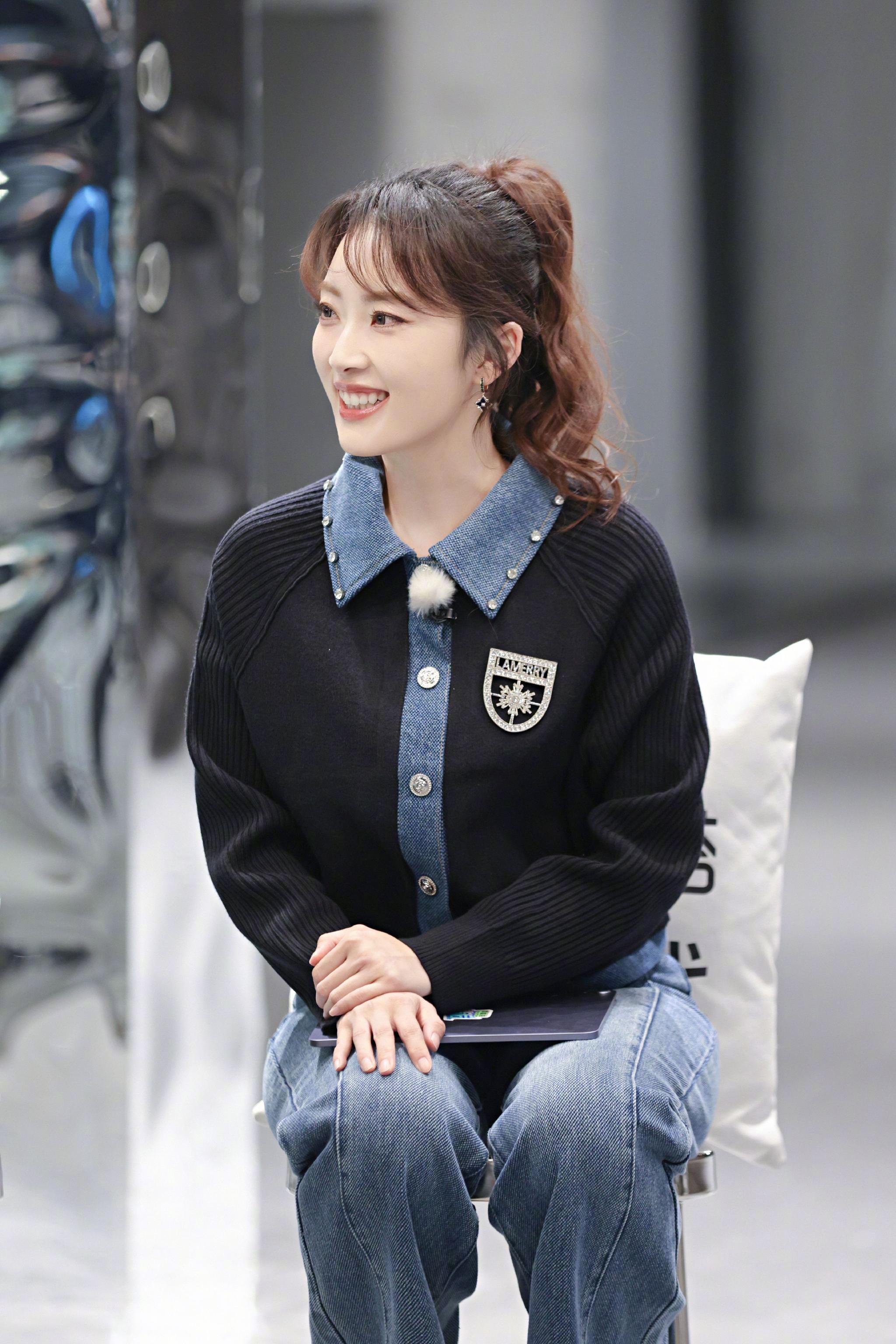 苏有朋半生蜕变对话自我，今日12:30湖南卫视《背后》揭秘