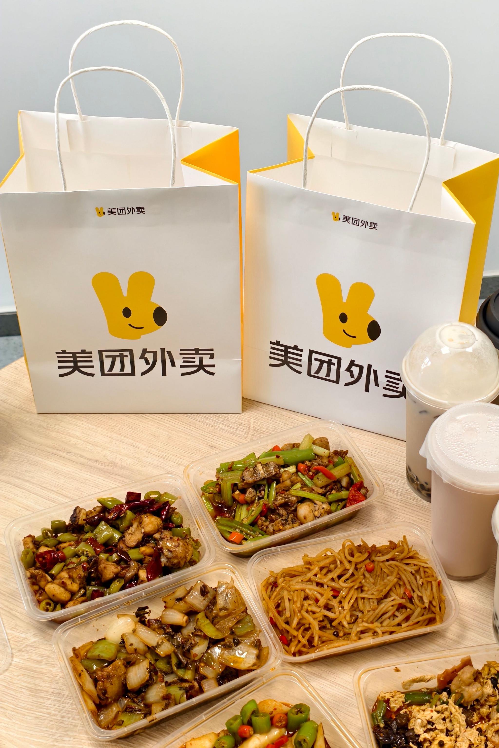 周杰伦代言美团外卖，方文山吴尊等好友助阵，1对1急送提速20分钟