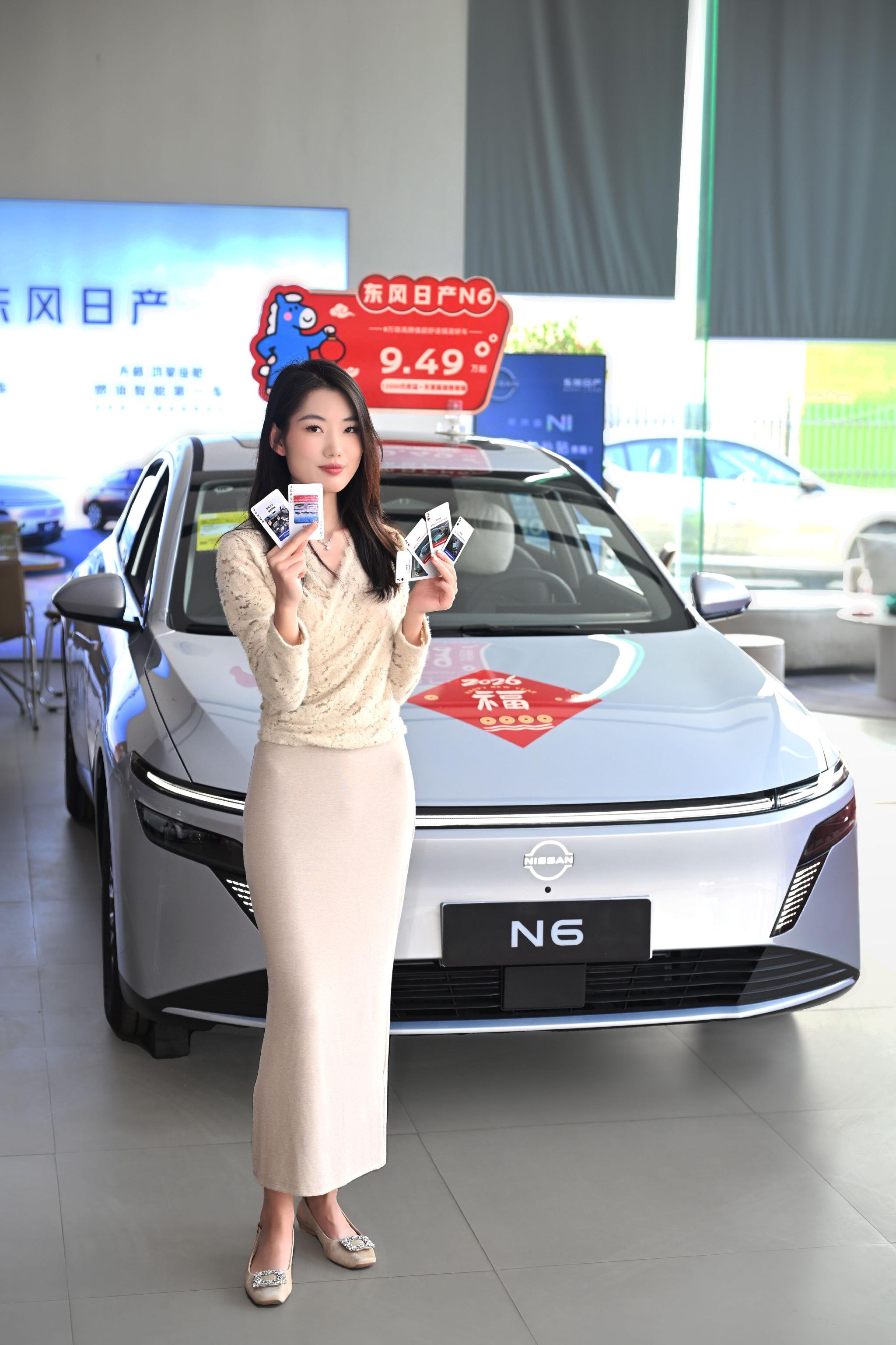 东风日产N6试驾体验，颜值舒适双王炸，技术实力四两拨千斤