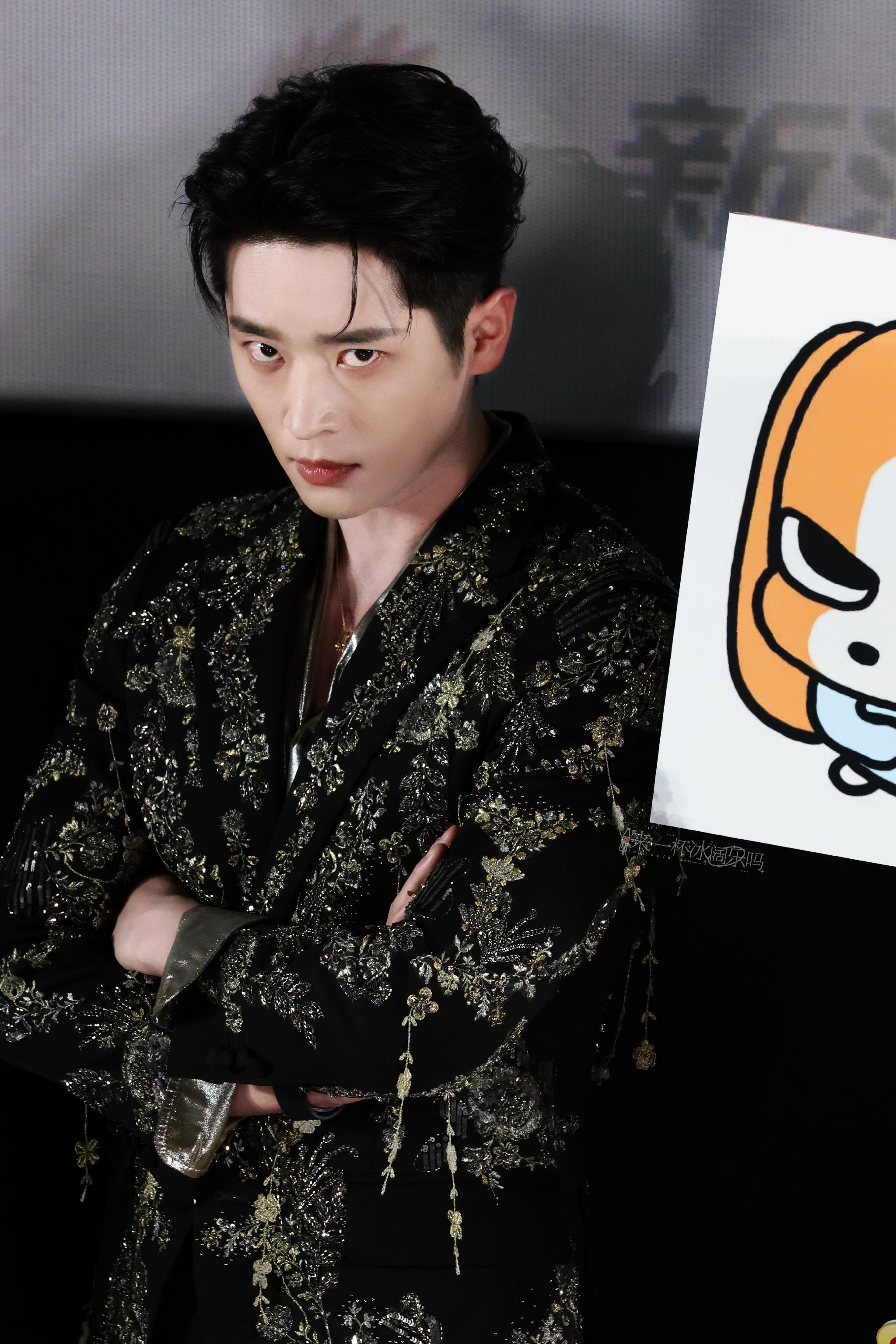 丞磊比格塑获《成何体统》首批周边授权