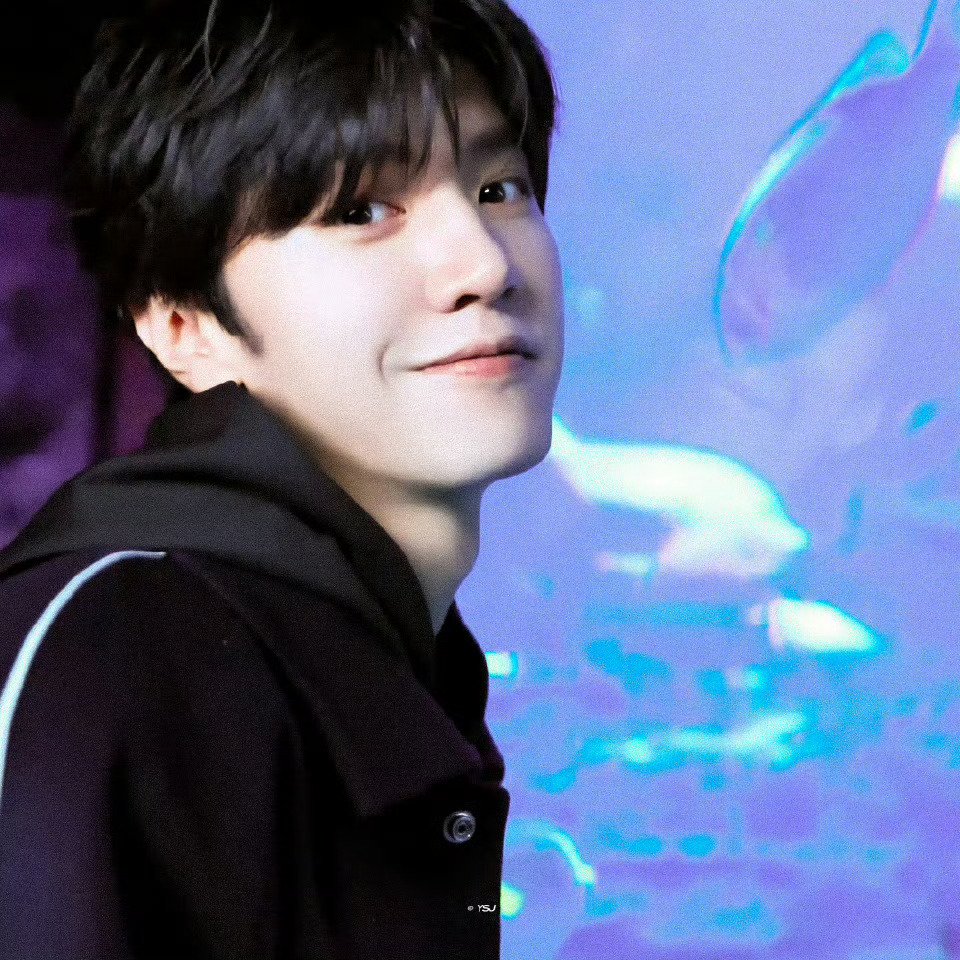 陈哲远鼓励粉丝坚持真实自我