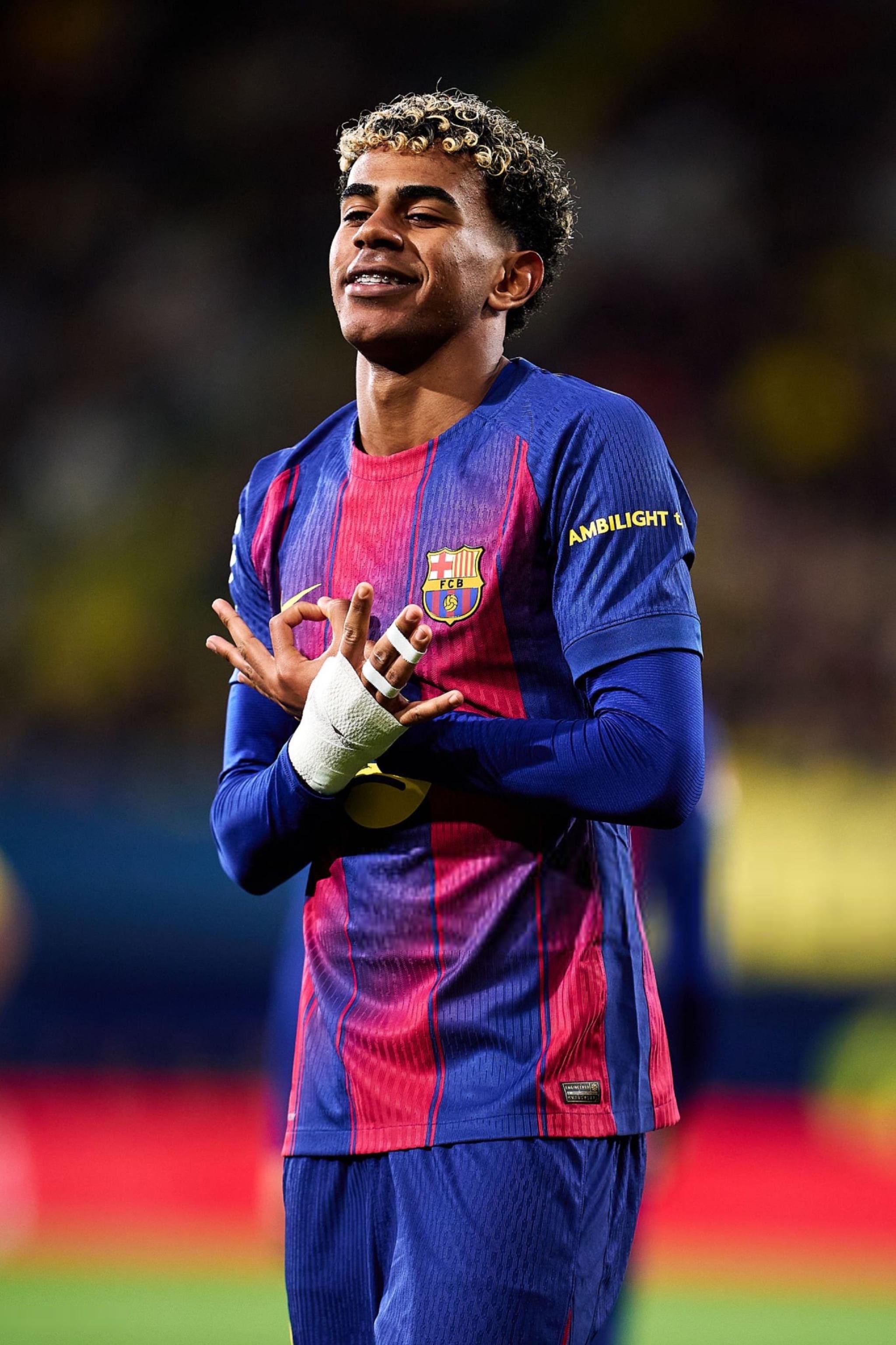 比利亚雷亚尔0比2不敌巴萨，亚马尔破门