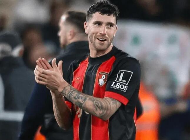 当西蒙尼的防线遭遇伤病与合同双重考验，阿根廷中卫塞内西如何成为马竞冬窗的“抄底”最优解？