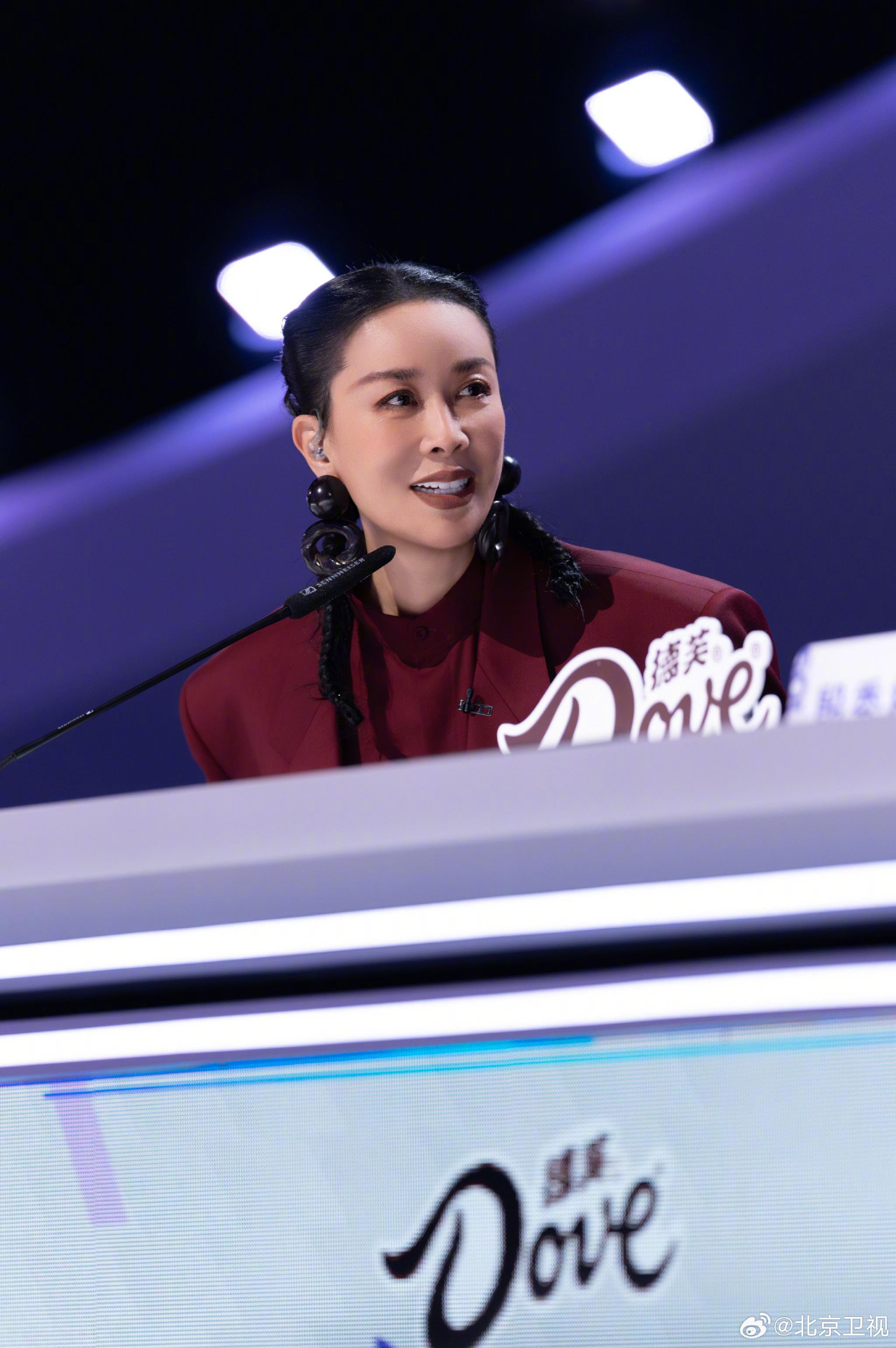 那英担任声鸣远扬首席评审，全国总决赛周日19:30多平台直播