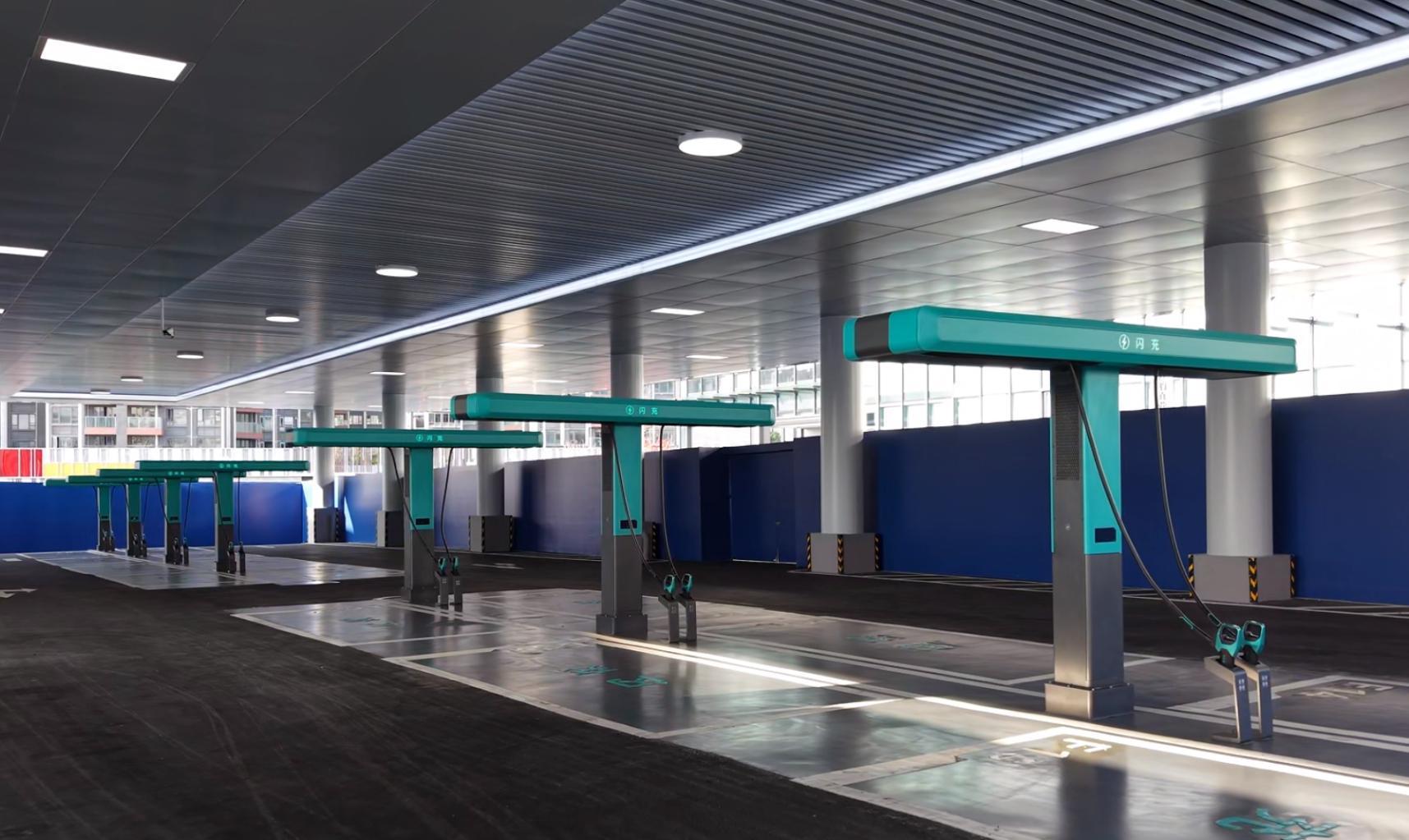 比亚迪回应闪充技术三大质疑，公布电芯终身保修与2万座建站计划