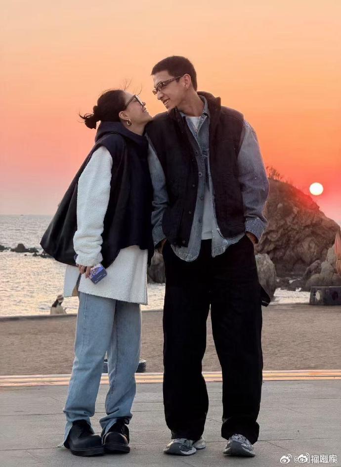 李嘉格公开与26岁男友恋情