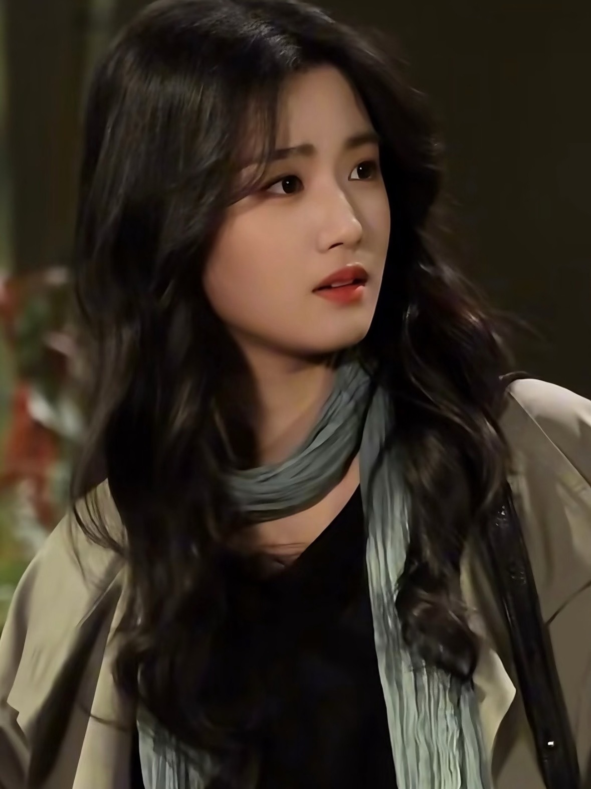 卢昱晓陈立农等16位明星卷发造型亮相