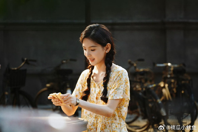 章若楠新剧高情商哄人教学获赞