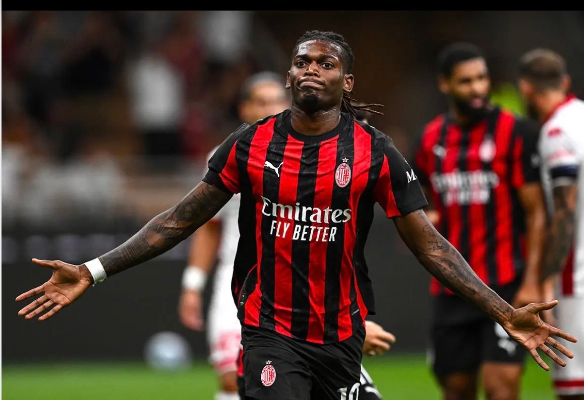 米兰与拉斐尔·莱奥续约谈判进展顺利即将签署新协议