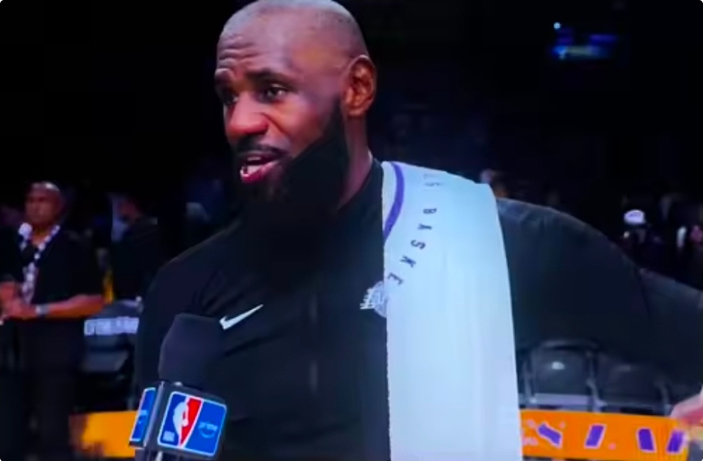 詹姆斯41岁创最老三双纪录，湖人胜独行侠终结连败