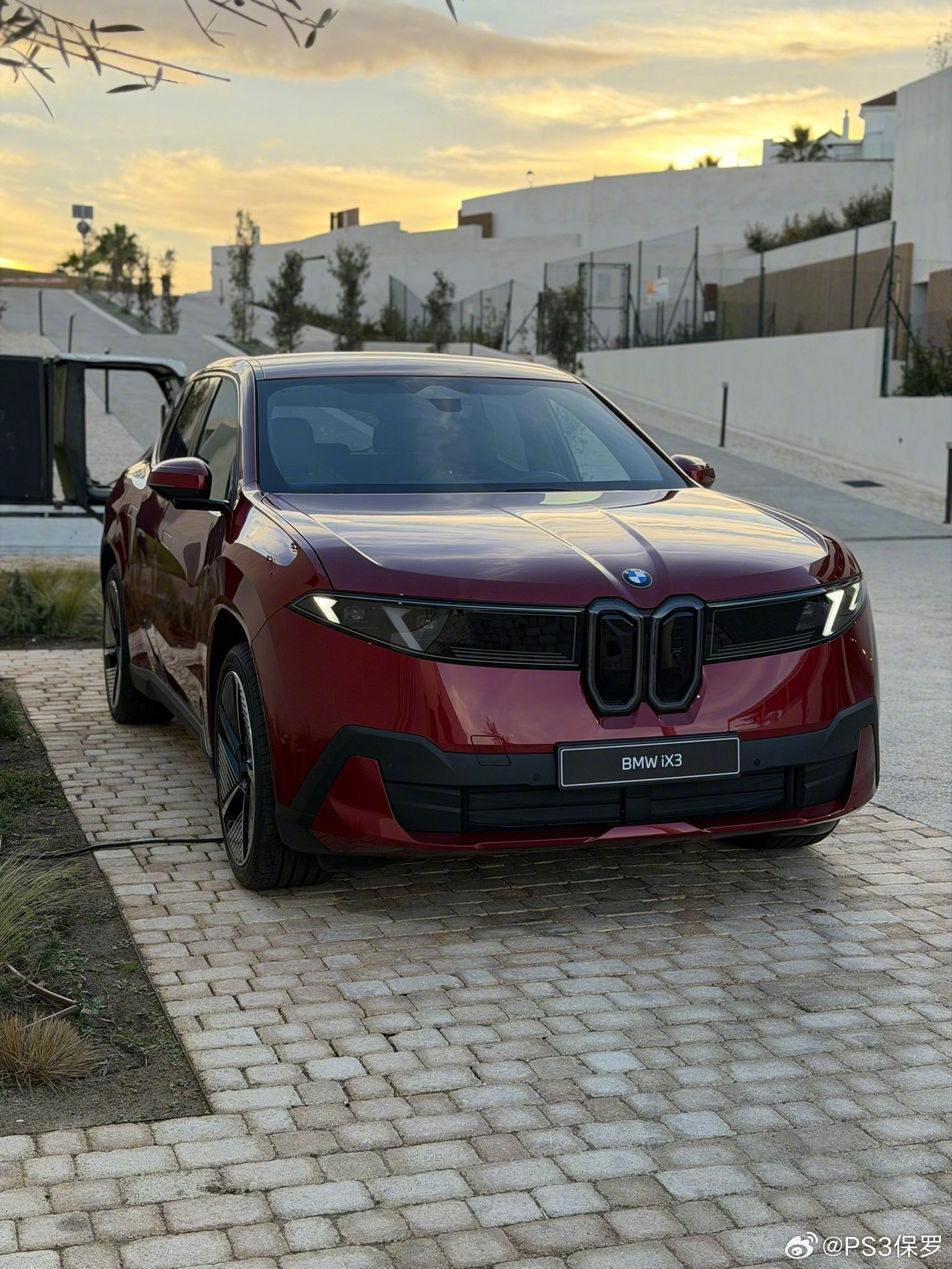 街头实拍宝马iX3，保罗车闻分享体验