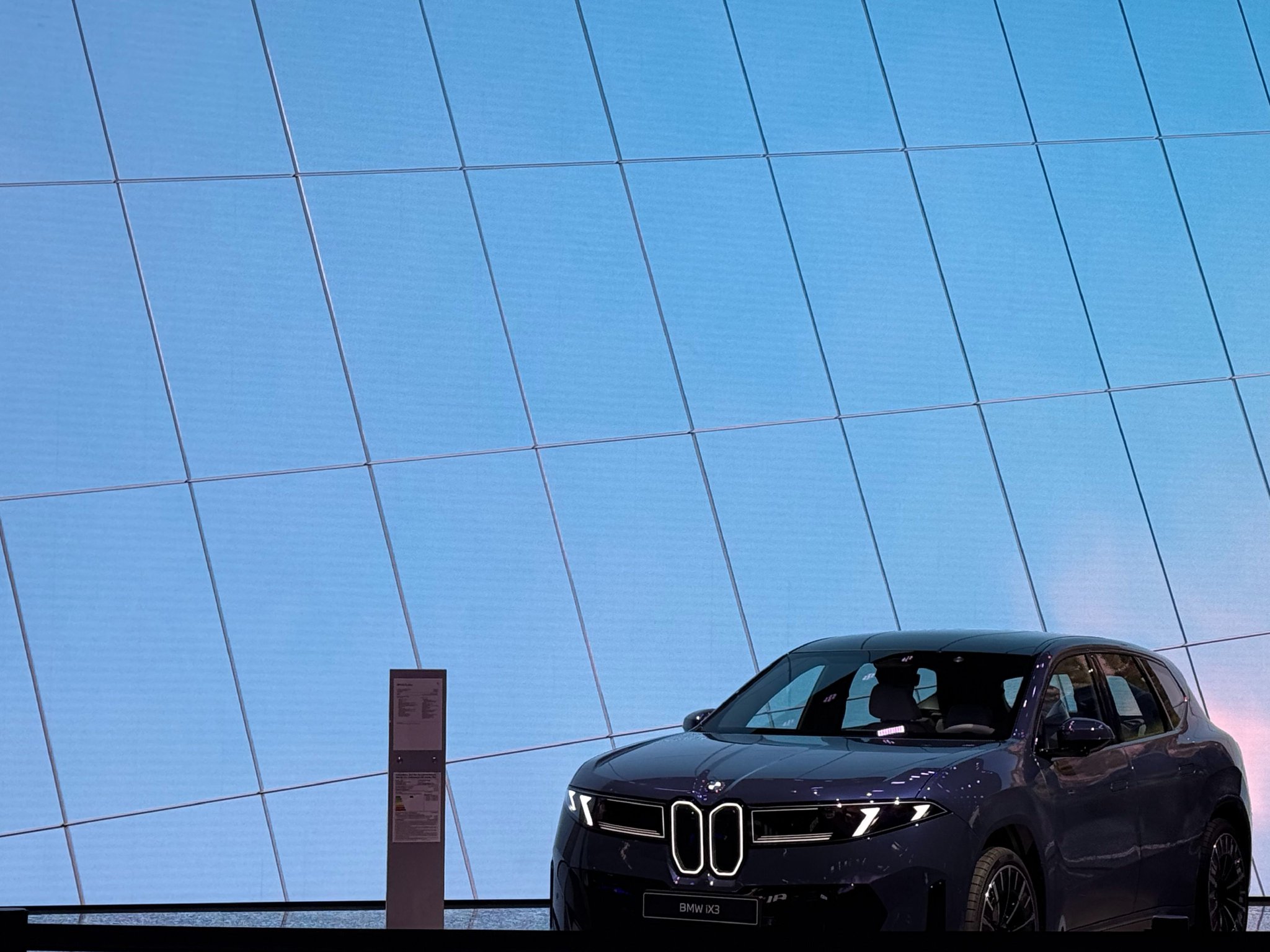 慕尼黑车展聚焦宝马奔驰新品，中国汽车零配件厂商出海显竞争力