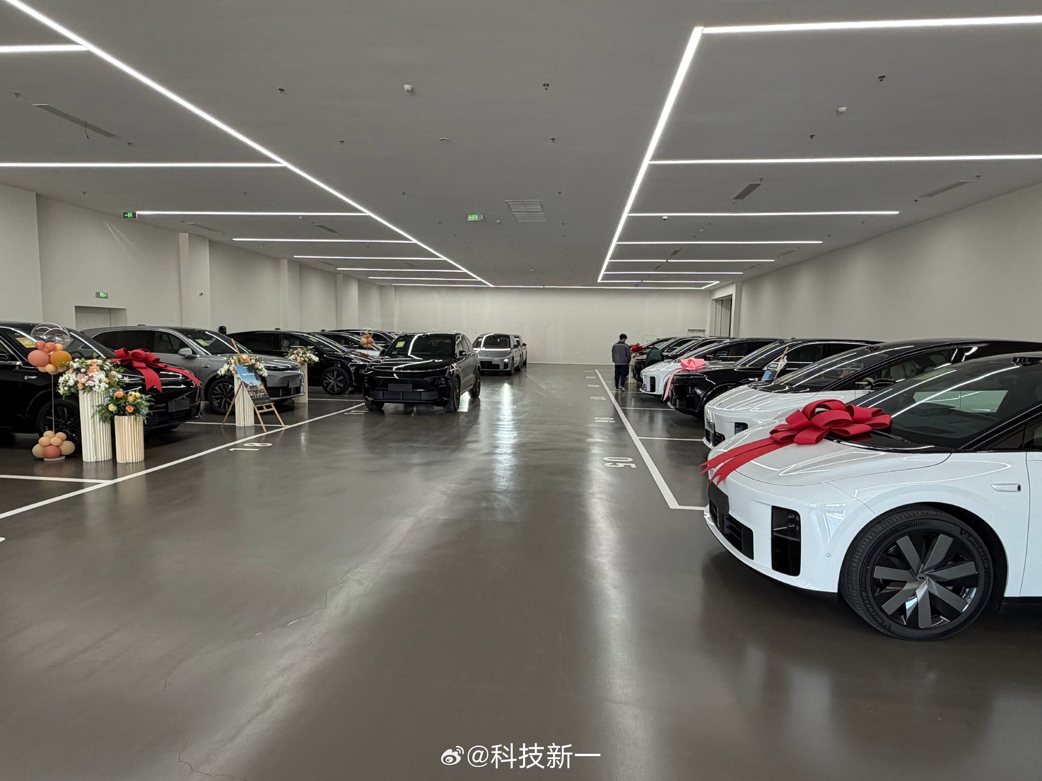 理想i6售价二十万引惊叹