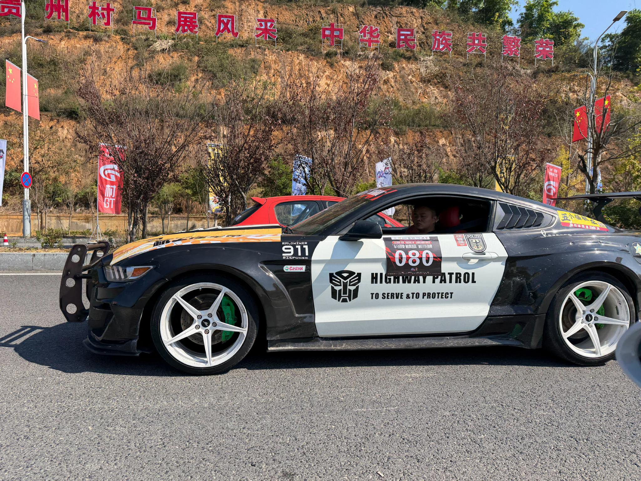 贵州村GT赛事激发儿童赛车梦想