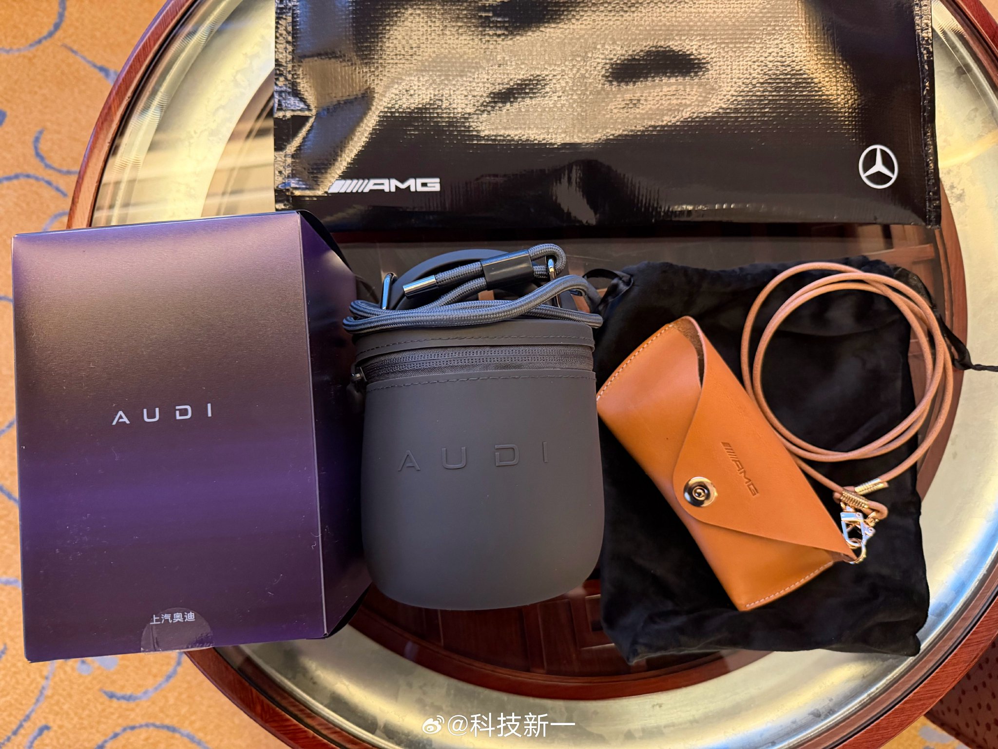 奔驰奥迪伴手礼今晚免费送