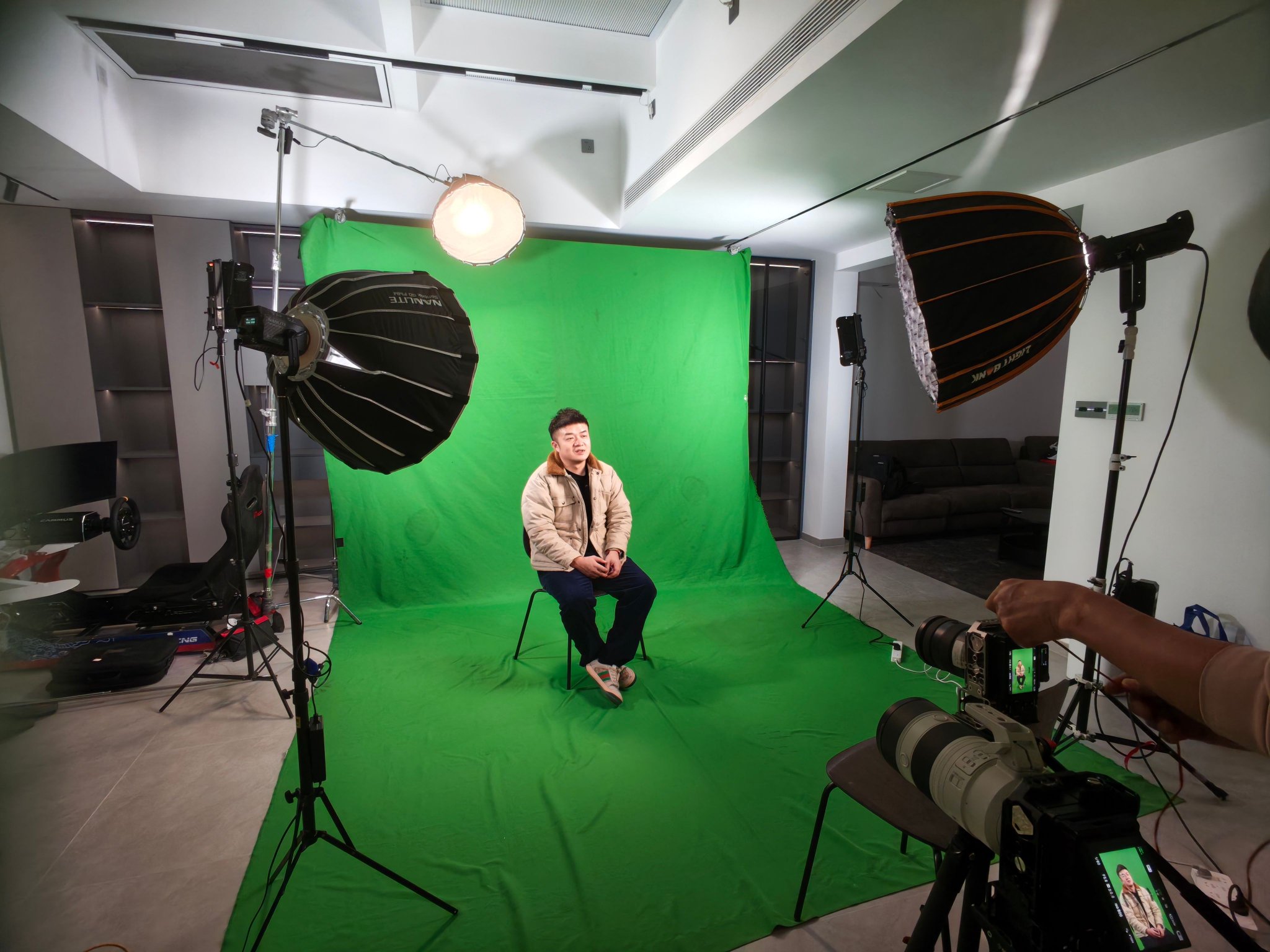 民间车主携SU7 Ultra赴纽北，央视纪录片跟拍多日