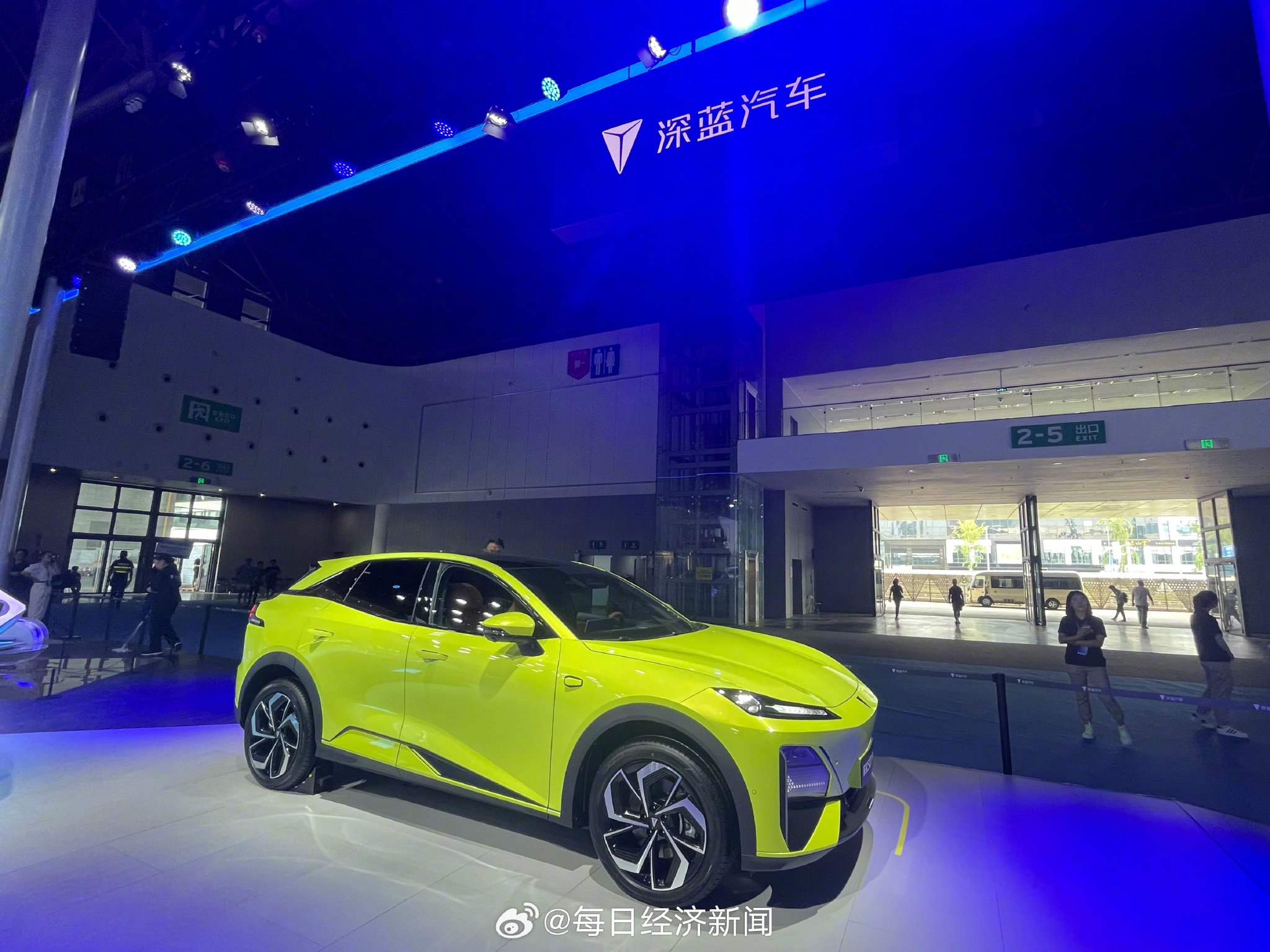 深蓝汽车拟募资61亿元，长安汽车增资31亿元