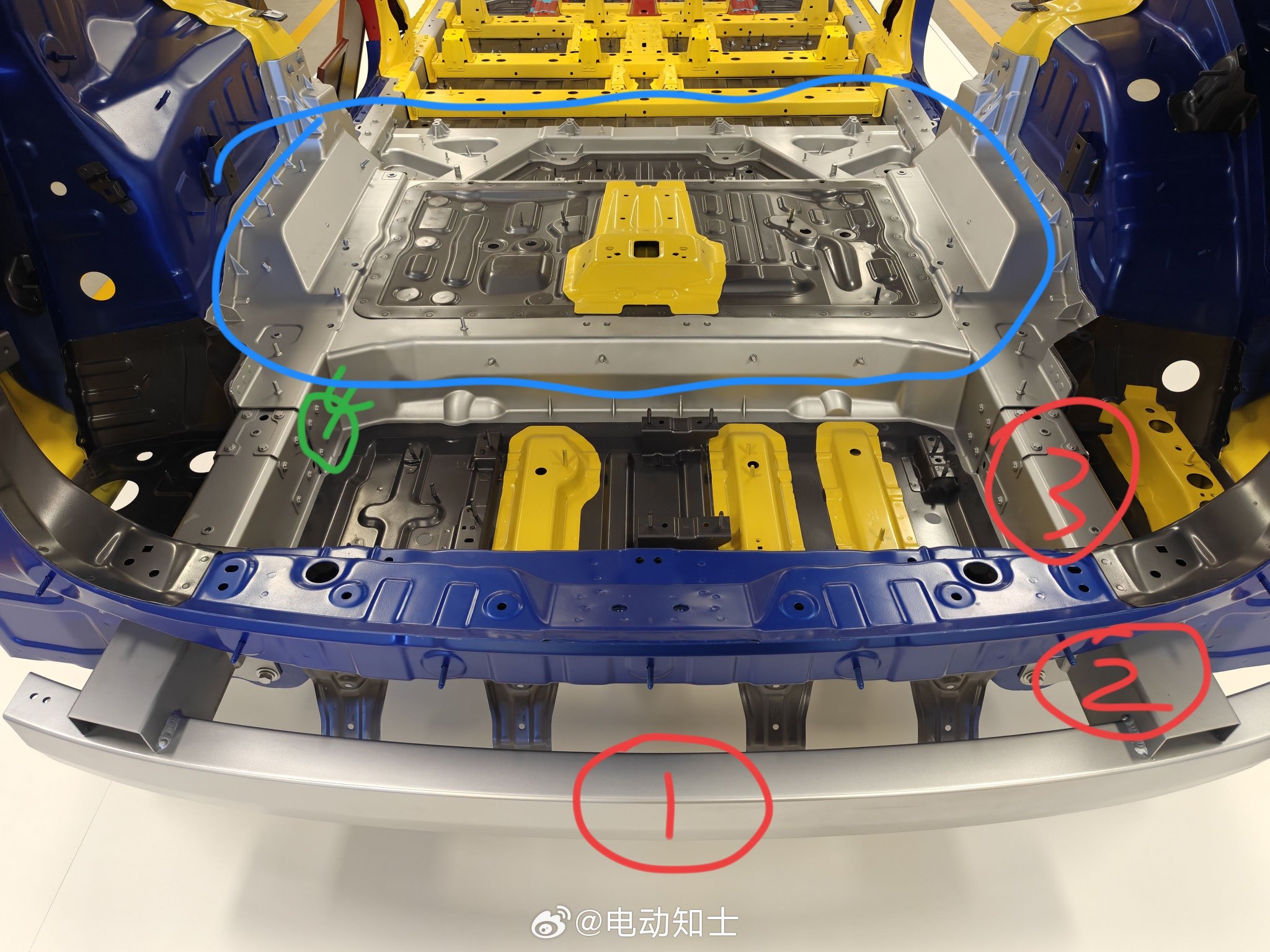 理想高管科普一体压铸车身，解析维修性与优劣势