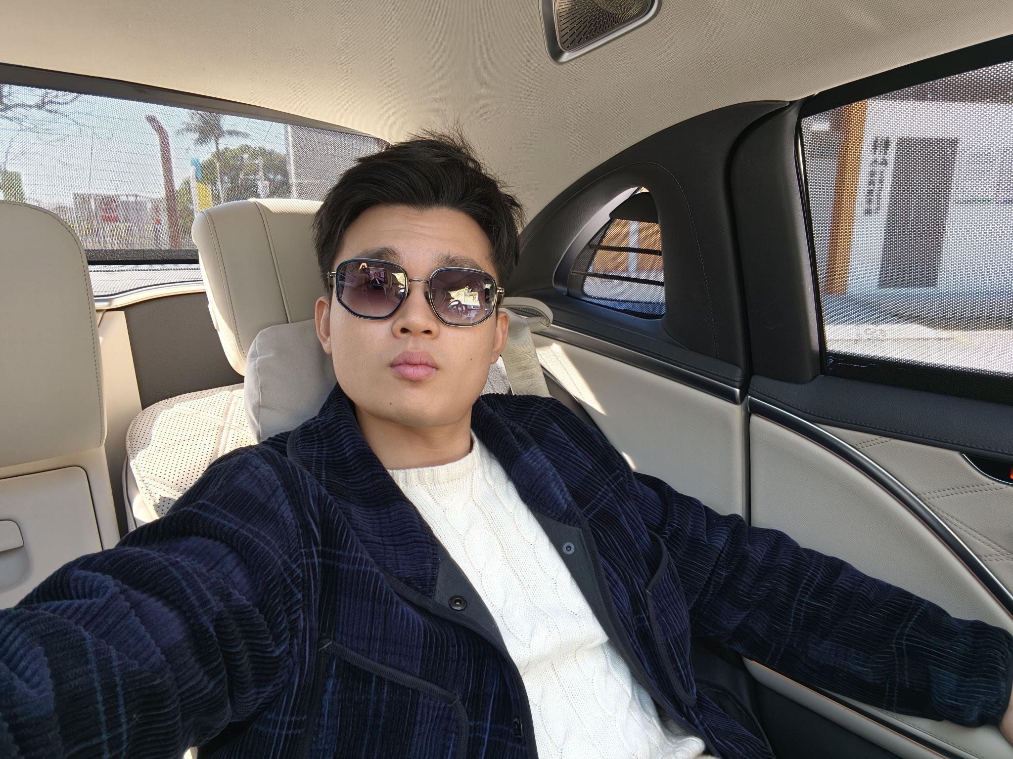 孕哥体验迈巴赫称地台不平