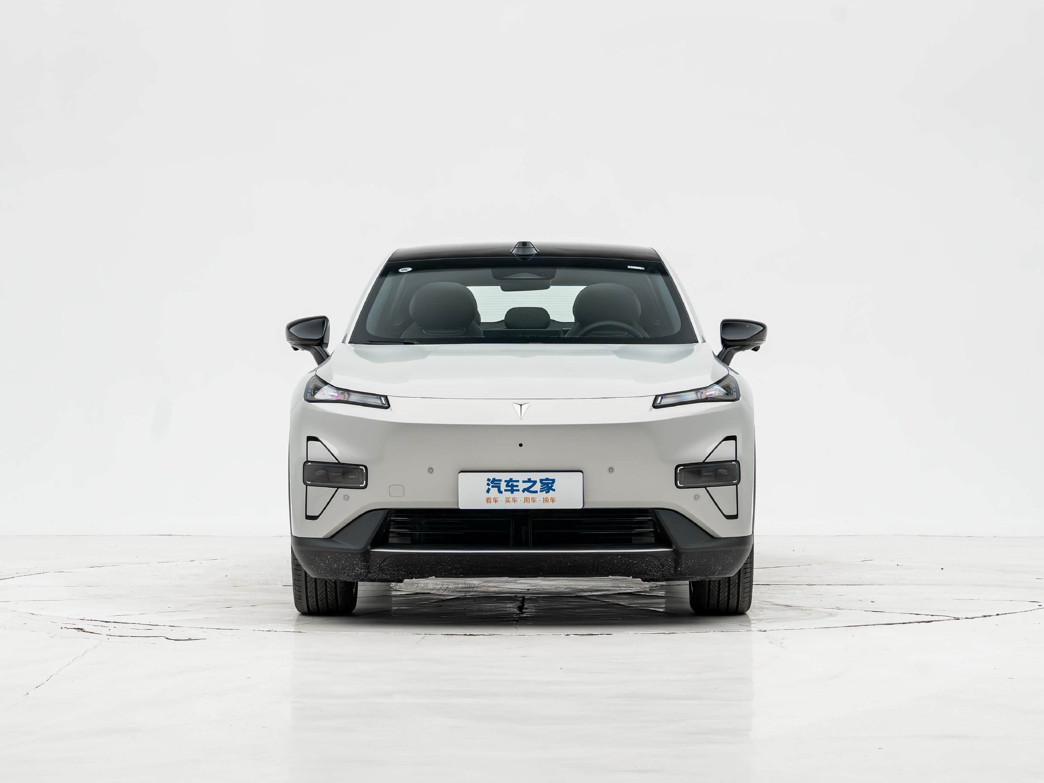 深蓝S05对比吉利银河E5，消费者面临选择