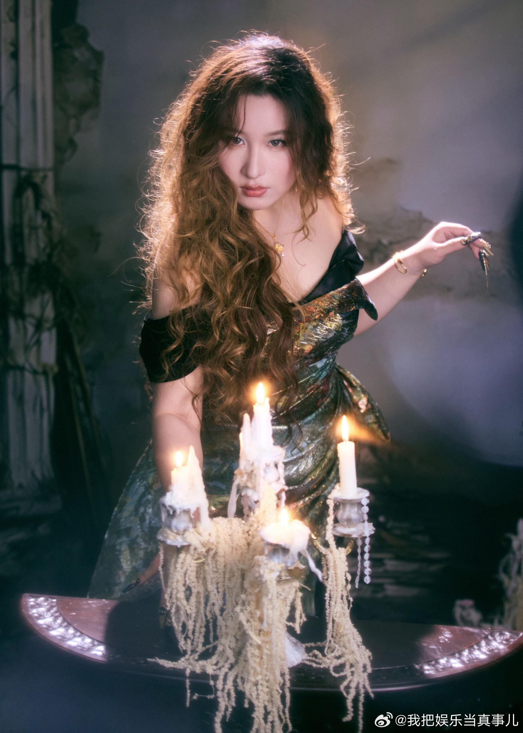 李川调侃锤娜丽莎美得过分