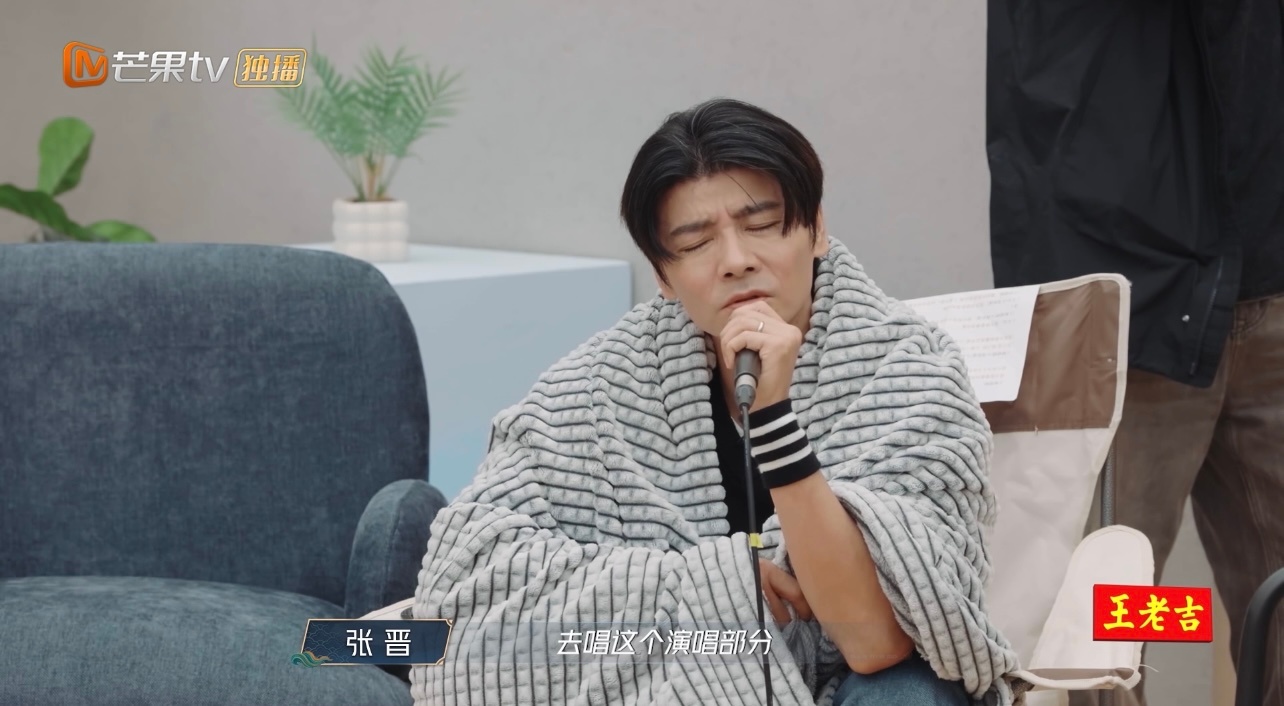 张晋披荆斩棘打磨MAMA舞台，全力以赴不被年龄定义