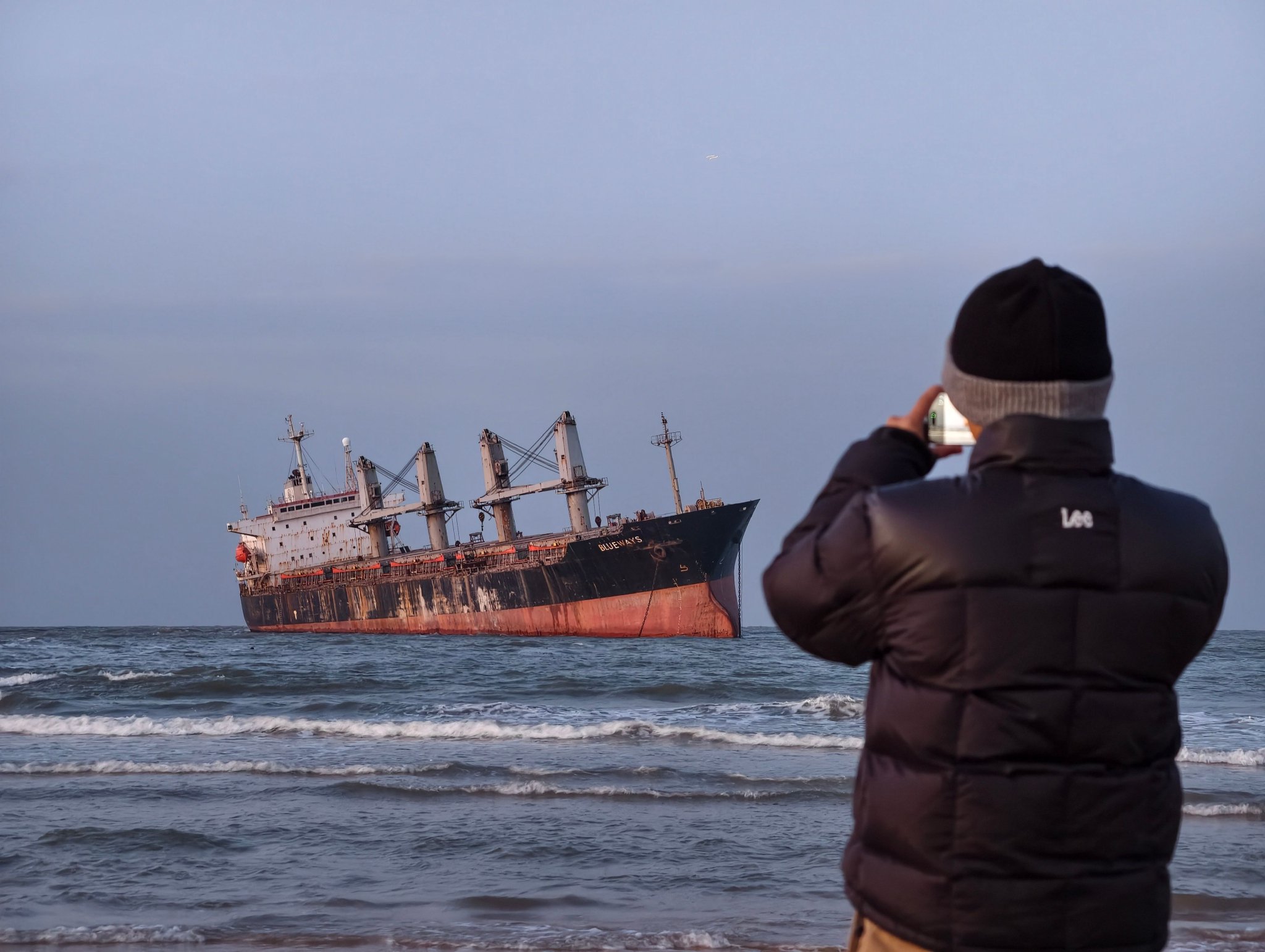 智己LS9车主威海拍摄布鲁威斯号