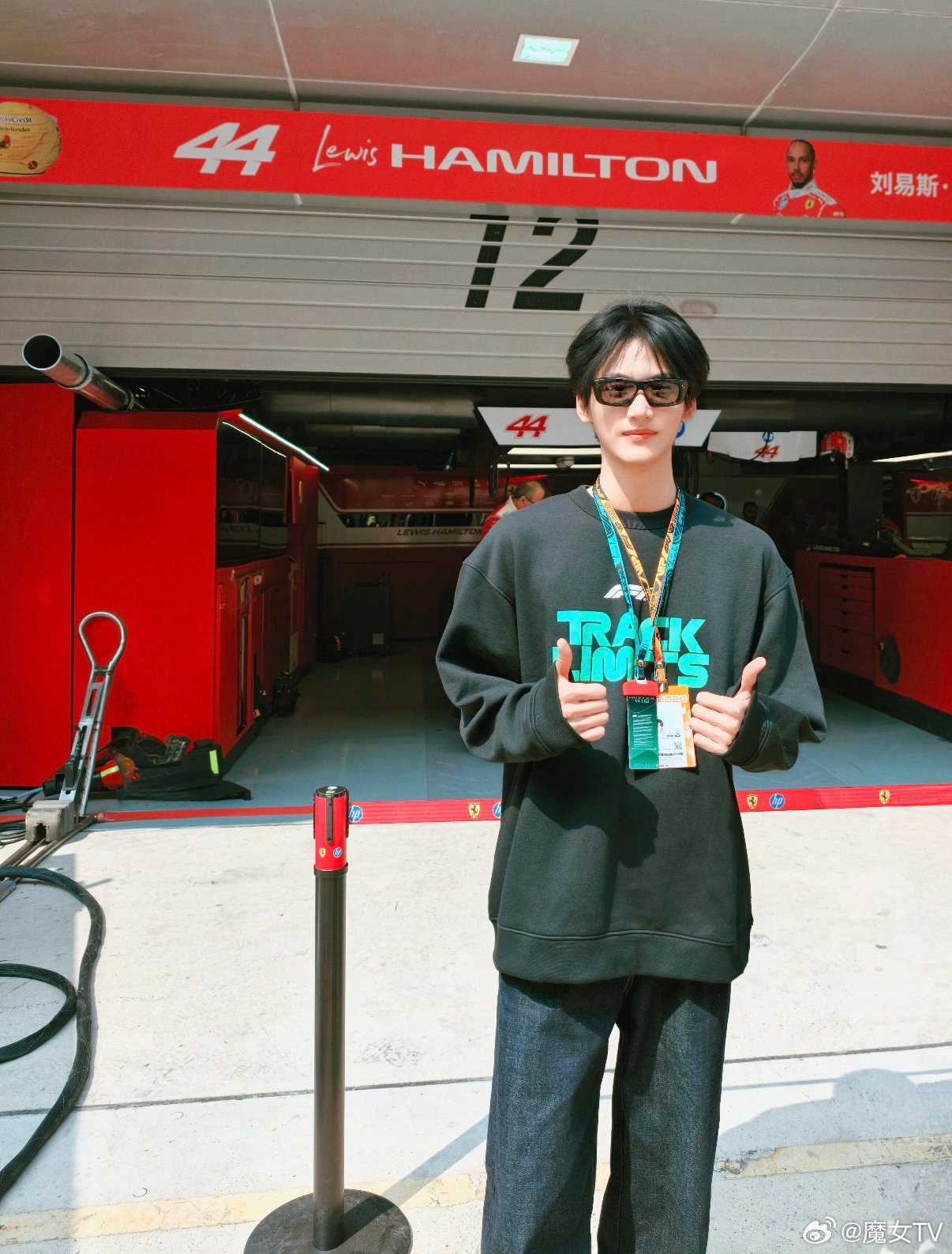 粉丝感叹追星疲惫仍坚持线下活动