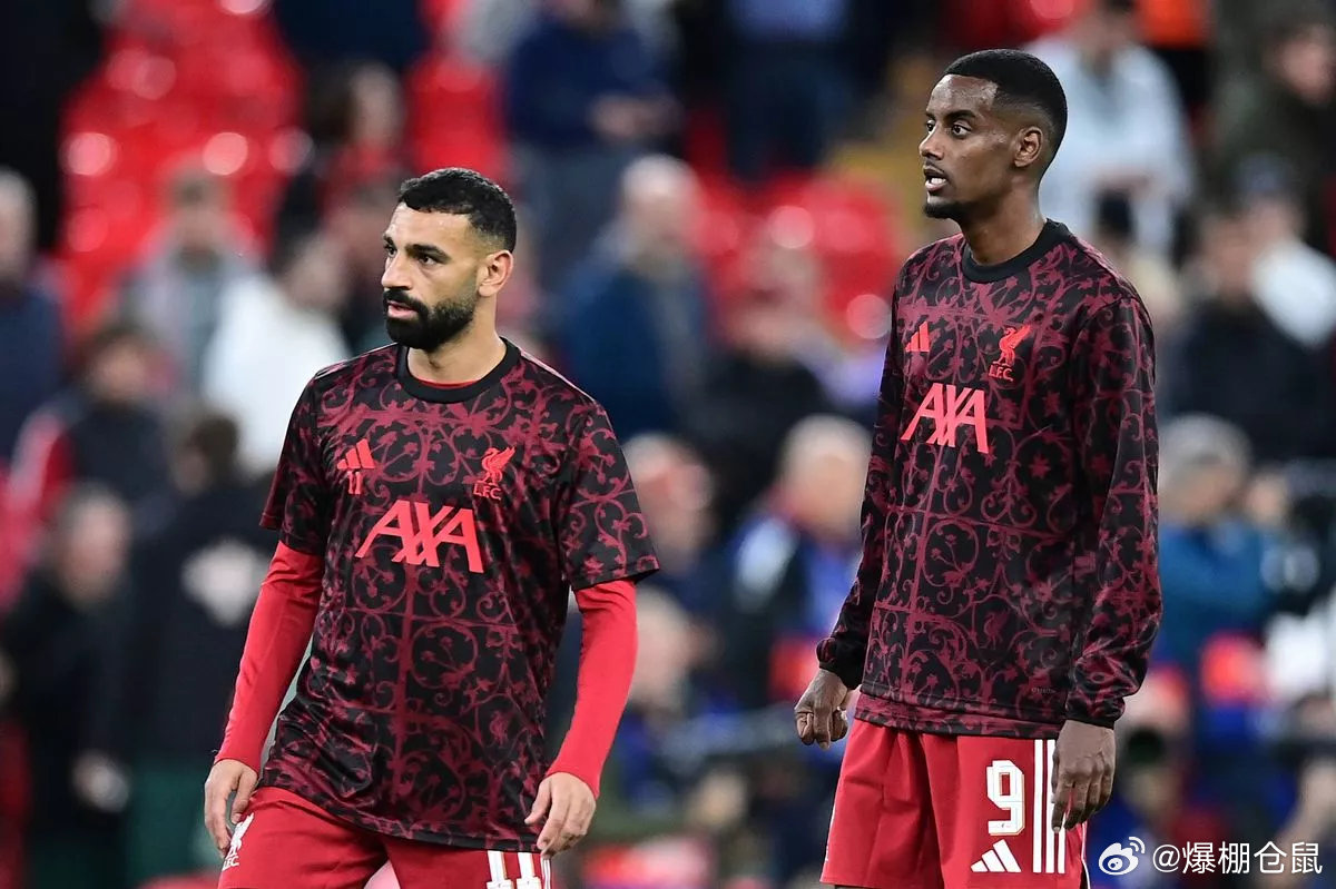 利物浦前锋伊萨克疑似腿部骨折，萨拉赫留队可能性增加