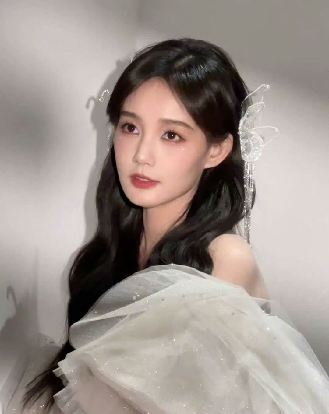 李一桐陈星旭《金枝》开机官宣不同步，女方对接称因不可抗力