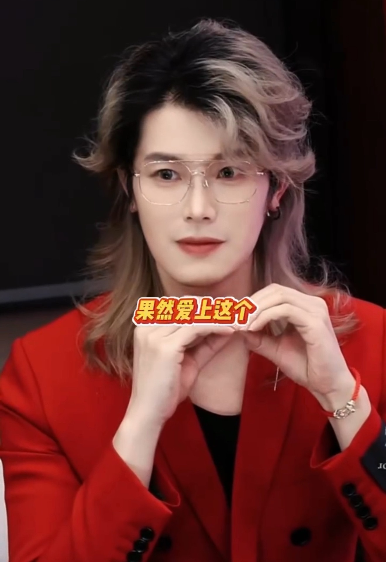 轩ZONE亲笔签名活动开启，参与互动即有机会获得
