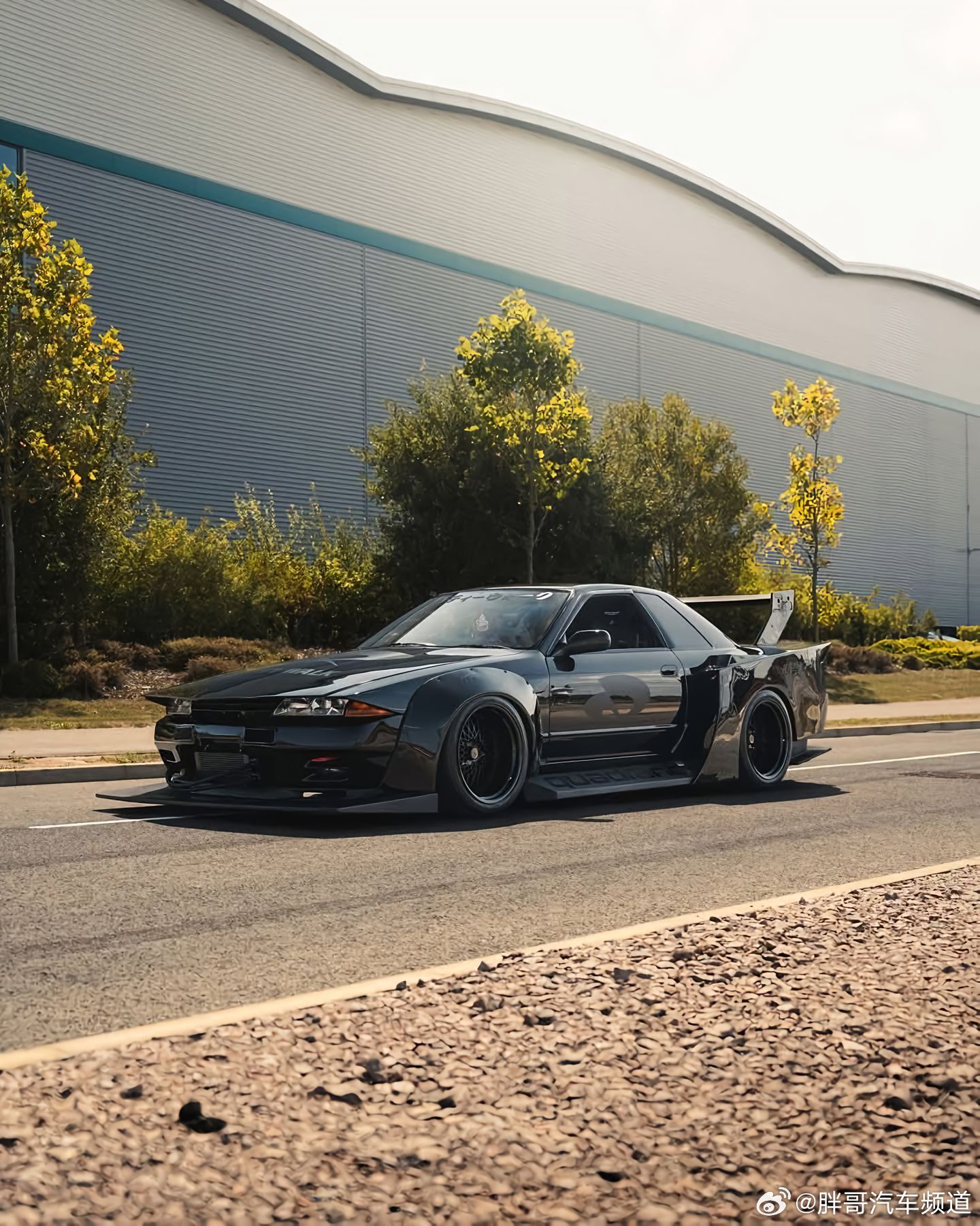 网友改装GTR造型炫酷引热议