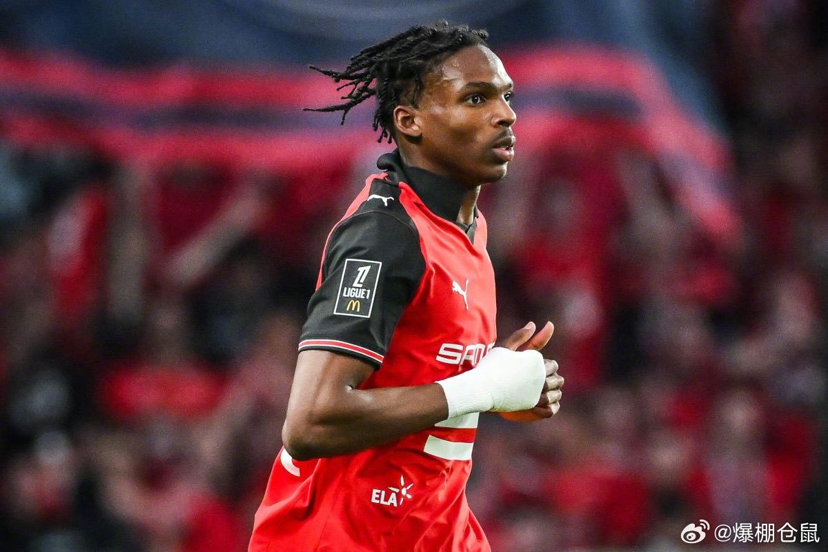 利物浦新援雅凯肩部重伤或手术，将缺席新赛季初期