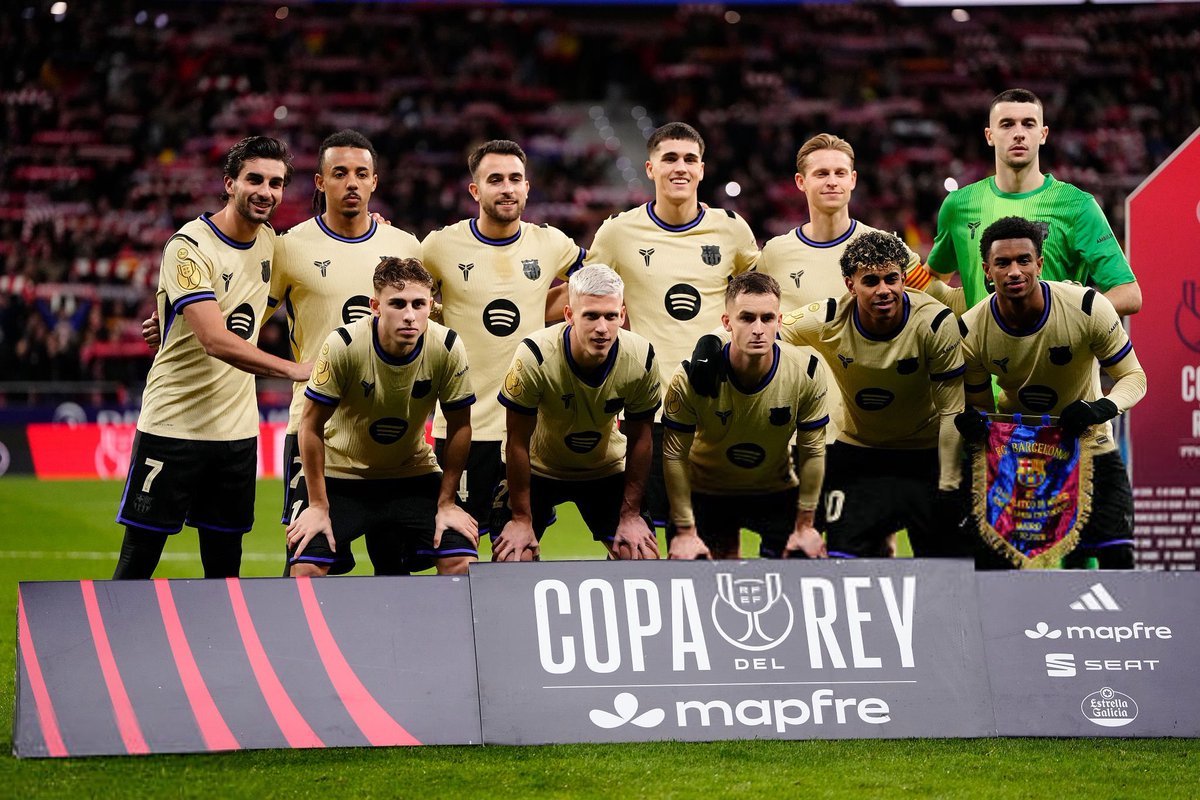 马竞4比0大胜巴萨，首发11人合影曝光