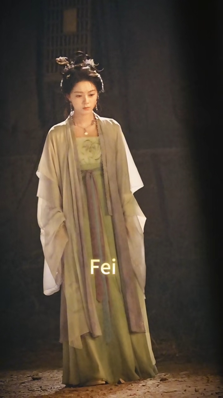 赵今麦候场美如仕女图，古韵十足