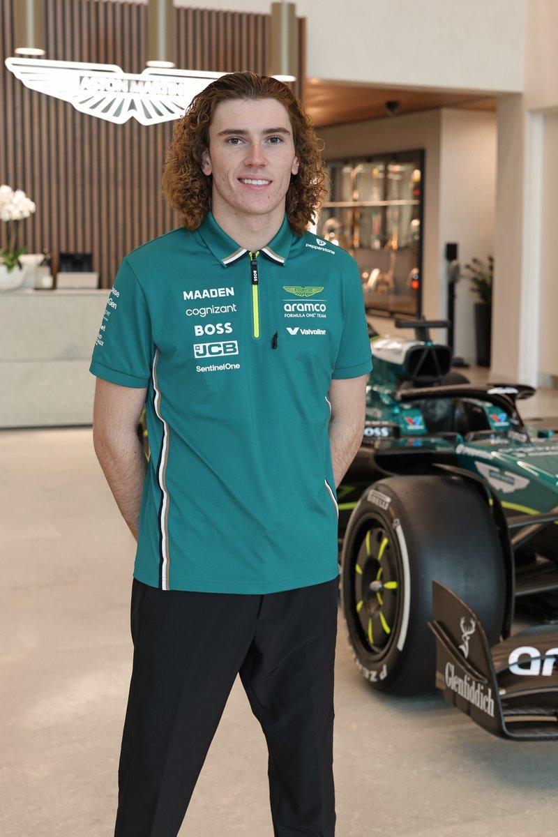 希安·希尔兹代表阿斯顿·马丁出战阿布扎比大奖赛周五练习赛