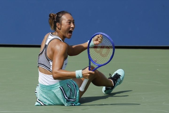 郑钦文美网晋级32强，成中国女单唯一选手