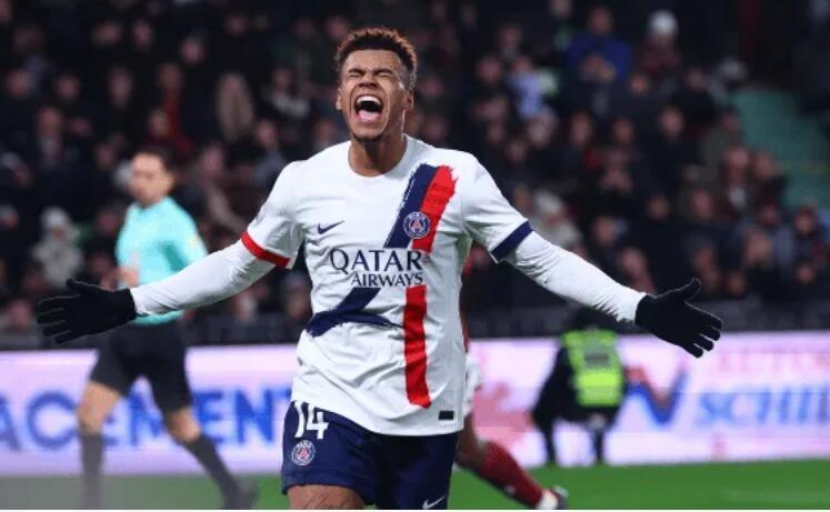 巴黎4-0狂胜登顶之势已显？从杜埃盛赞看登贝莱如何重塑球队进攻生态