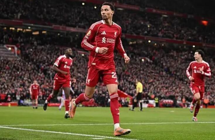 埃基蒂克梅开二度助利物浦2比0胜布莱顿