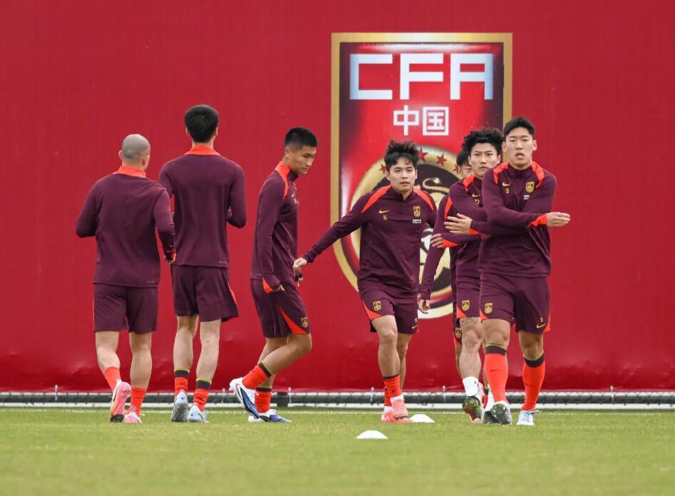 国足与U23国足3月合并，王钰栋等新星或入选