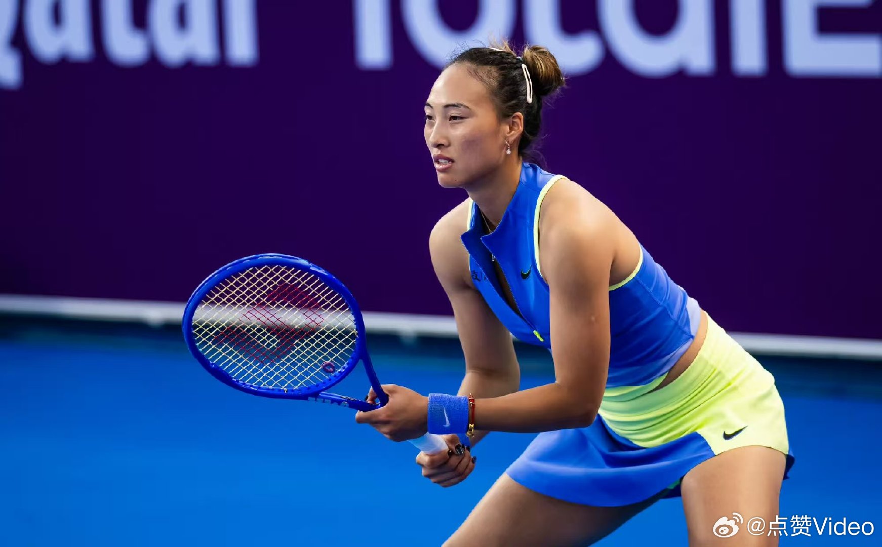 郑钦文复出首秀20记Ace逆转肯宁，称肘伤恢复良好