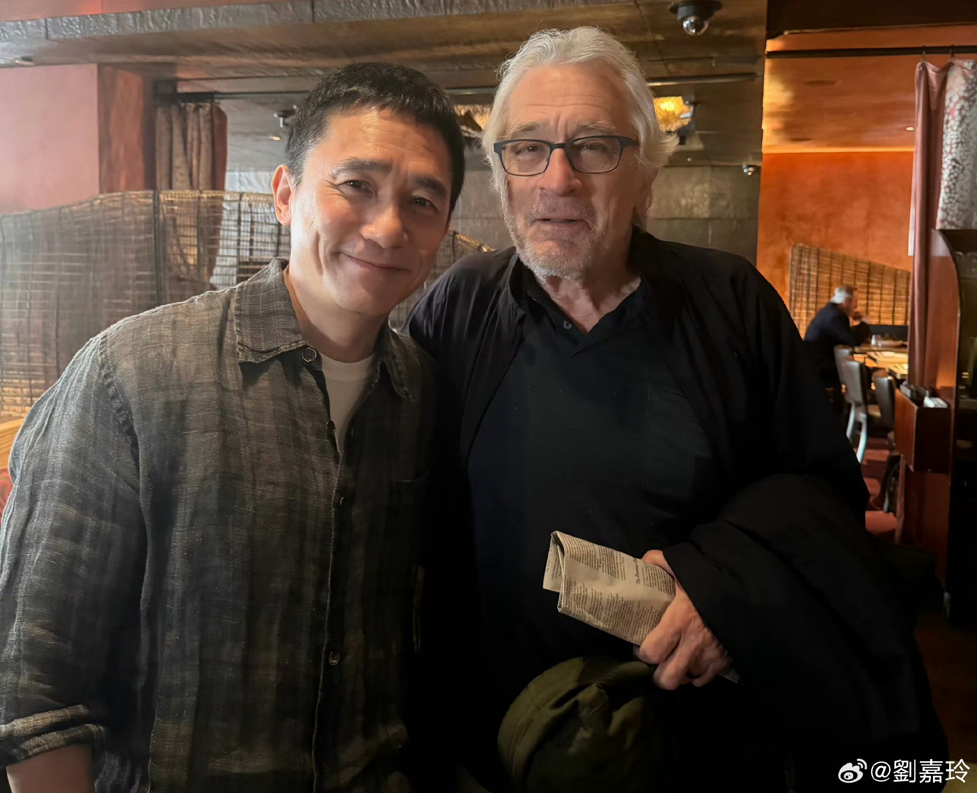 梁朝伟与罗伯特·德尼罗时隔22年再度同框